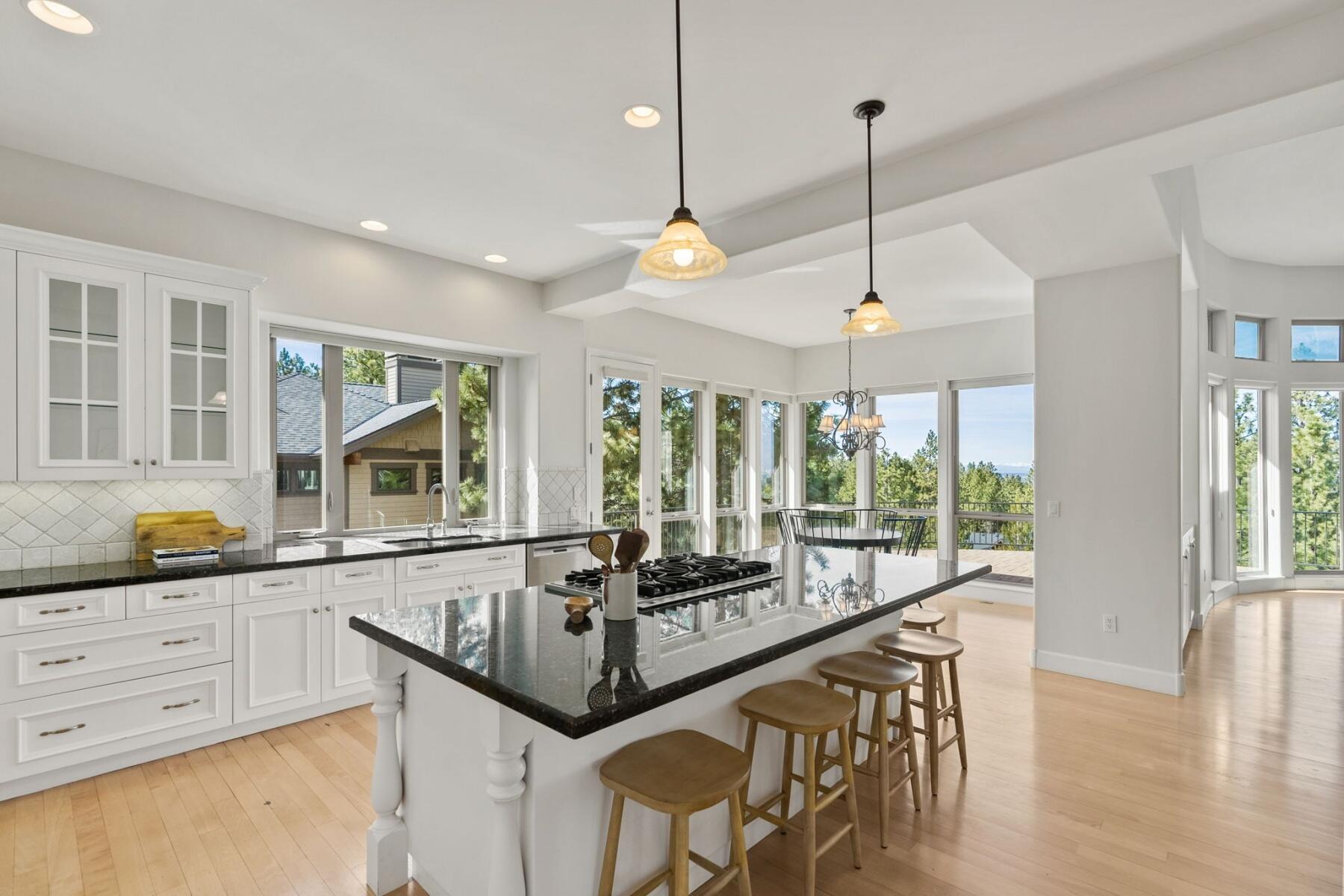 Awbrey Butte - Residential