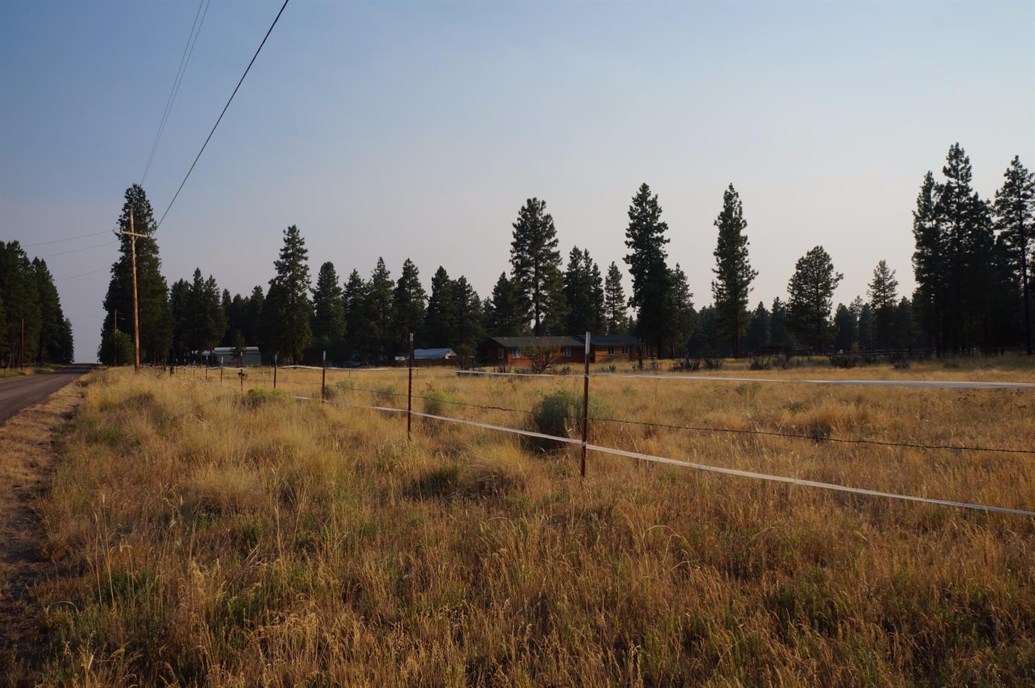 Pretty & Buildable 4.59 acre in the Nice Subdivision of Yonna Woods. close to the town of Bonanza, this Subdivision is Quiet, Private, in a Great Neighborhood. The parcel is Level, with Mature Pines for Privacy. Come settle down and Build your Dream Home here on this Gorgeous and Unique land parcel.