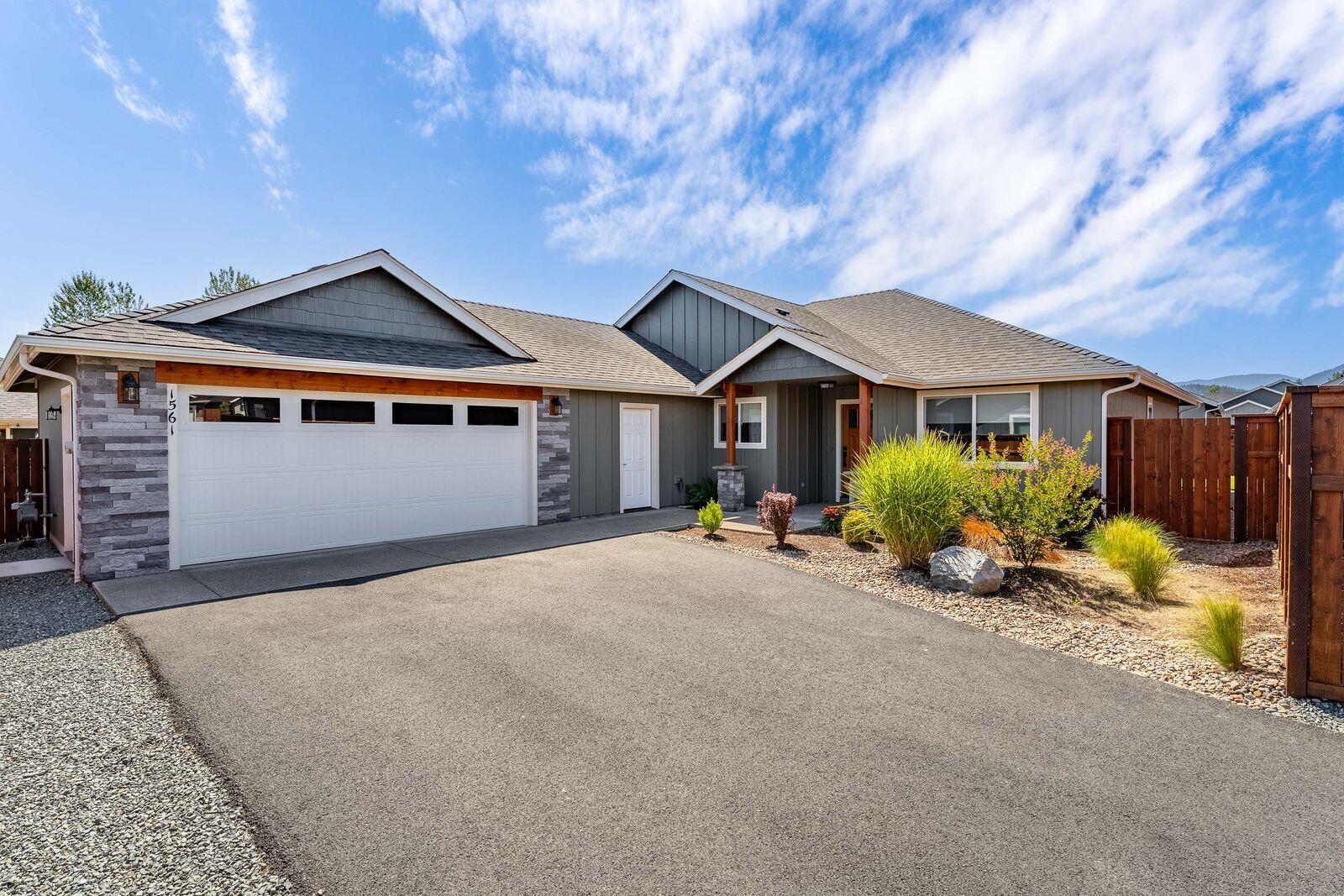 Built in 2022 by Northridge Homes LLC. Located in highly sought-after Summerfield North Estates within GP School Dist 7. This spectacular home features custom upgrades and quality expected by Northridge Homes. PNW craftsman style, granite counters, custom kitchen, custom cabinetry, high end appliances, stainless glass top range, D/W, refrigerator, custom range hood, breakfast bar, walk in pantry, vaulted ceilings, ceiling fans, LVP flooring, spacious floor plan, natural lighting, large walk in closets, custom shelving, custom trim work, large laundry w/granite counters, and more custom cabinetry, covered patio, stained beams, custom concrete, fenced and landscaped w/timed sprinklers. Home sits off the Cul-De-Sak. Near parks, Asante Medical Center and a short jaunt to the Southern Oregon Coast. Potential Seller incentives and/or seller paid interest rate buydowns may be available on this home.