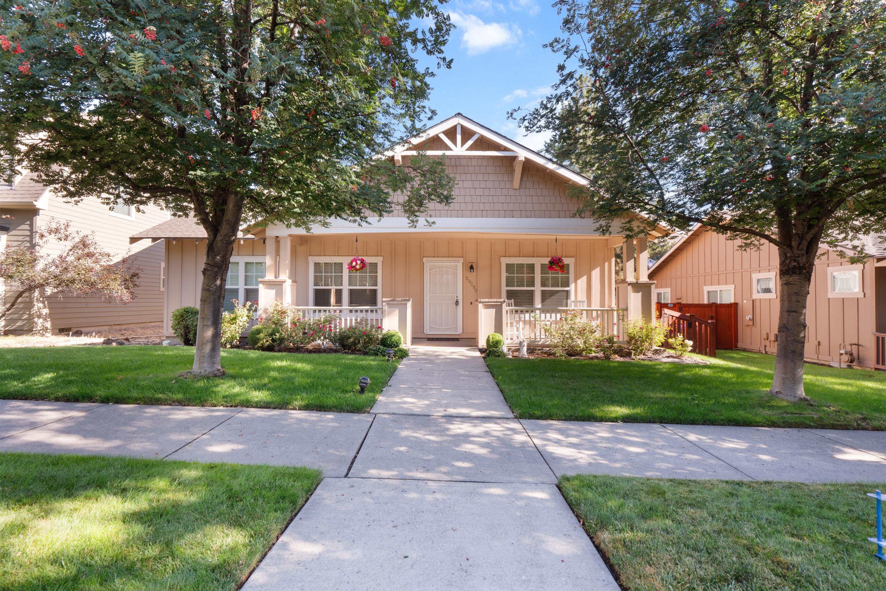 Like new single level home in an excellent location!
This is a MUST SEE!
With 3 bedrooms, 2 full bathrooms, open floor plan, gas forced air with A/C , gas fireplace, walk in shower, incredible landscape front and back, oversized 2 car garage with almost 600 sq ft. And a man door to back yard. 
Inground sprinklers. 
Seller has kept this home like new!!  All appliances included and ready to move in to!
Seller can close very quickly so do not miss checking this one out!!