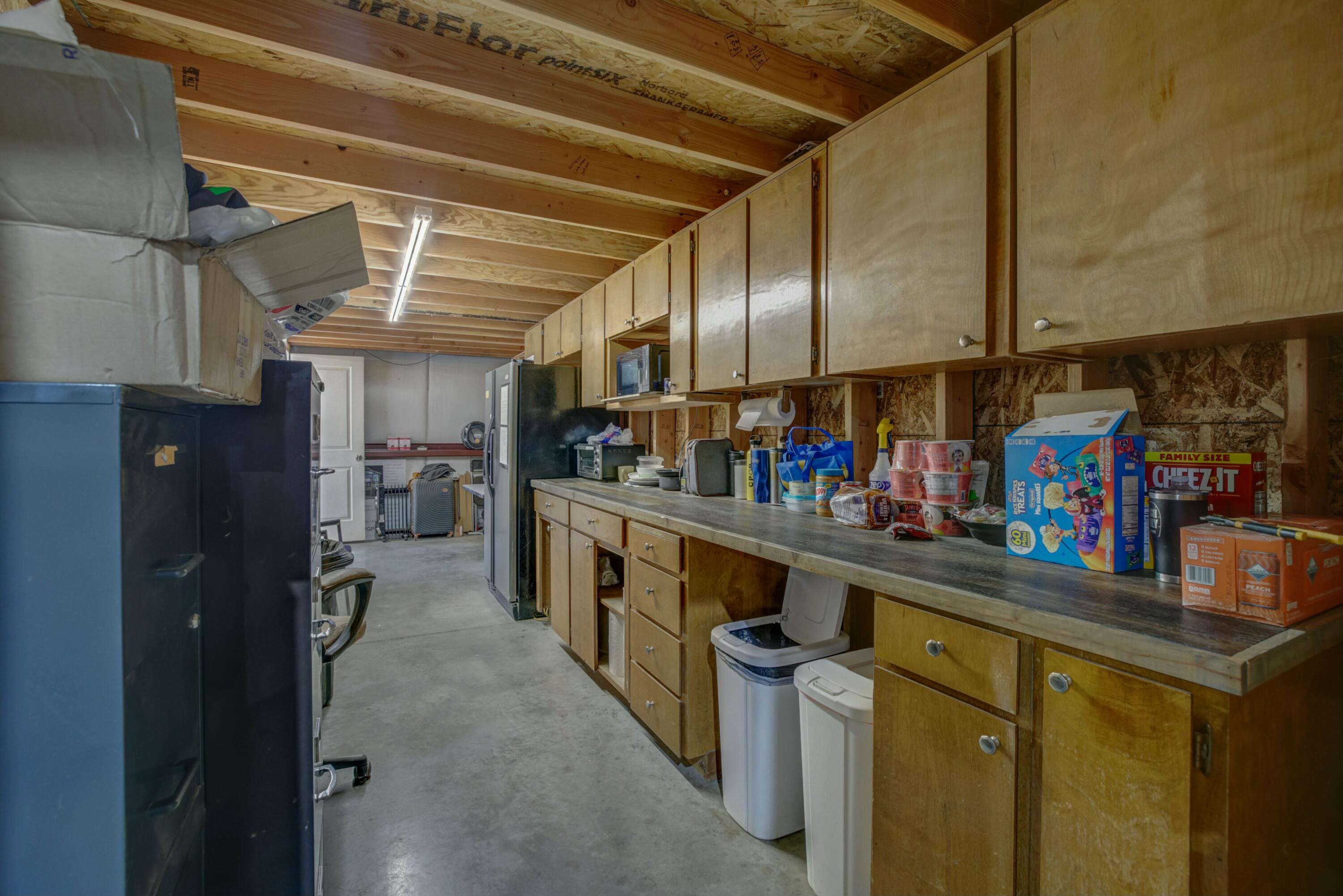 Crr16 - Commercial Sale