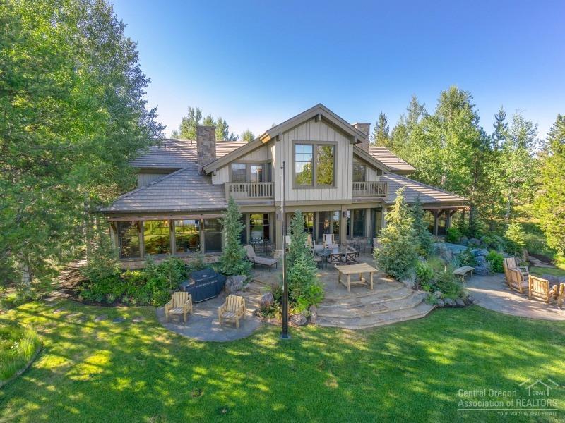 Incredible Home in Crosswater Neighborhood with breathtaking river and mountain views. Home is fully furnished and features beautiful wood finishes throughout, back deck overlooking views, office/den, master suite with fireplace, soaking tub and sauna, and bonus room/loft area.