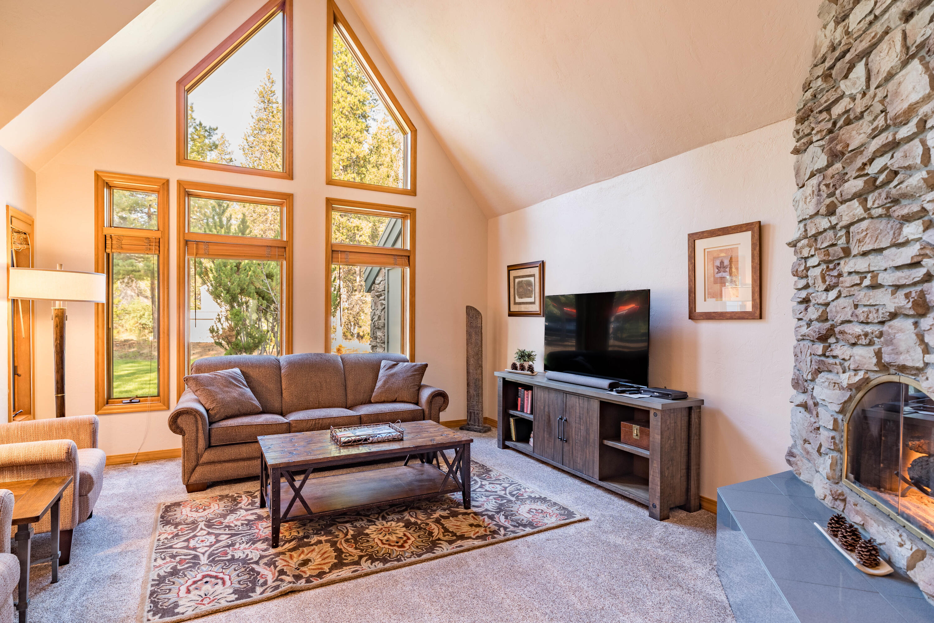StoneTH - Residential