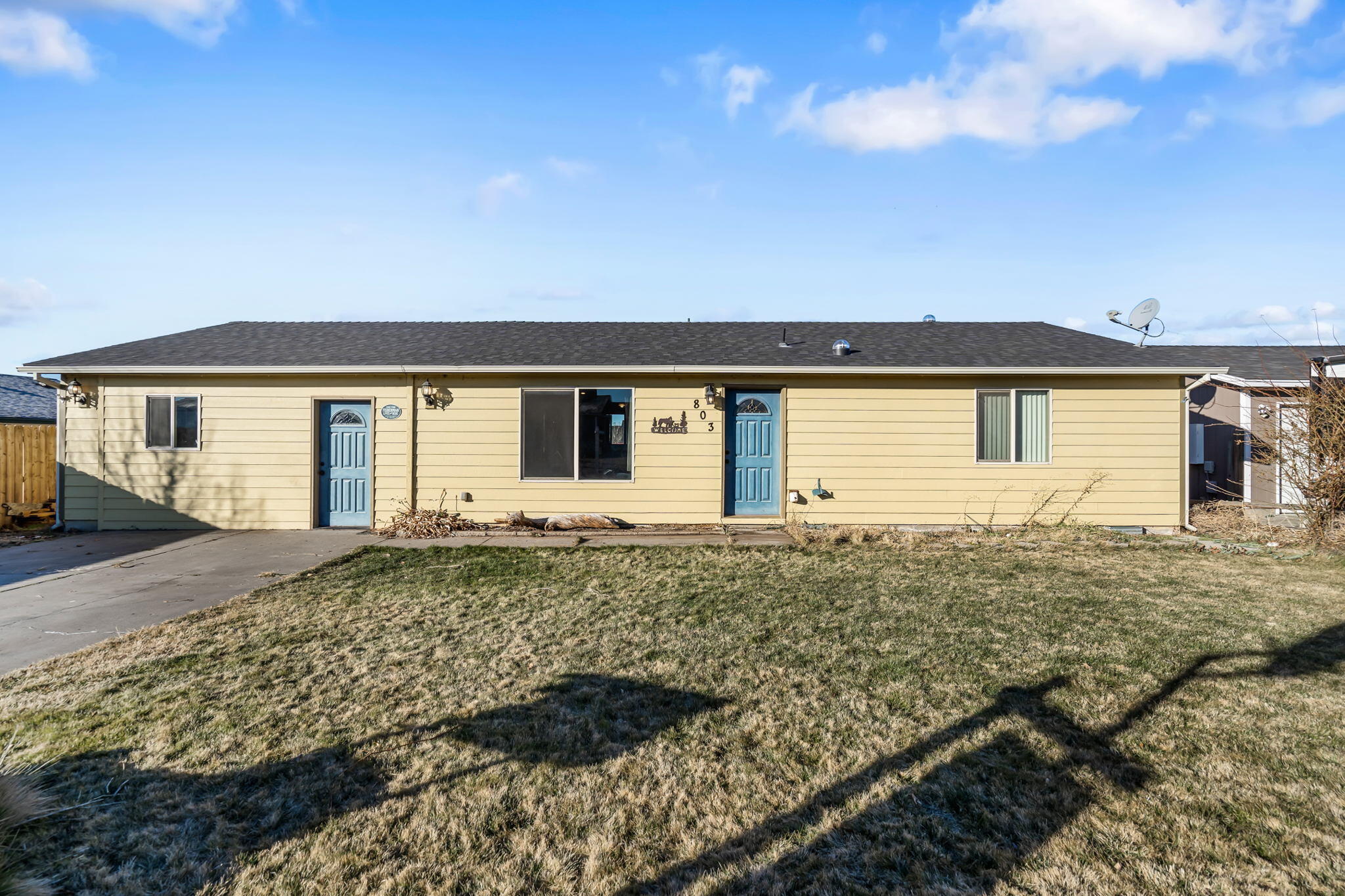 Don't miss this home in a quiet neighborhood near community park and downtown Culver! Single story living w/three beds & two full baths, additional living area, open floorplan with an abundance of natural light throughout. Wood look flooring throughout all main areas including bedrooms. Kitchen features plenty of cabinet & counter space, custom wood breakfast bar, full height backsplash, & all appliances included (washer & dryer as well). Large primary bedroom ftrs full bath w/ shower/tub combo. Ductless heating & cooling system. Double garage was converted to the additional living space, but could be reverted back. Backyard is landscaped w/ several small patio areas plus small storage shed! Roof is less than four years old! Boat/RV parking & just minutes to the Cove Palisades State Park. Don' t Miss this one!
