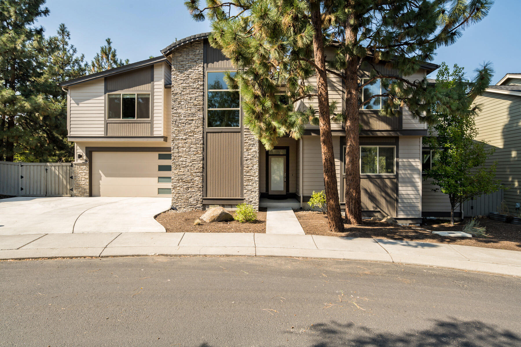 Awbrey Woods - Residential
