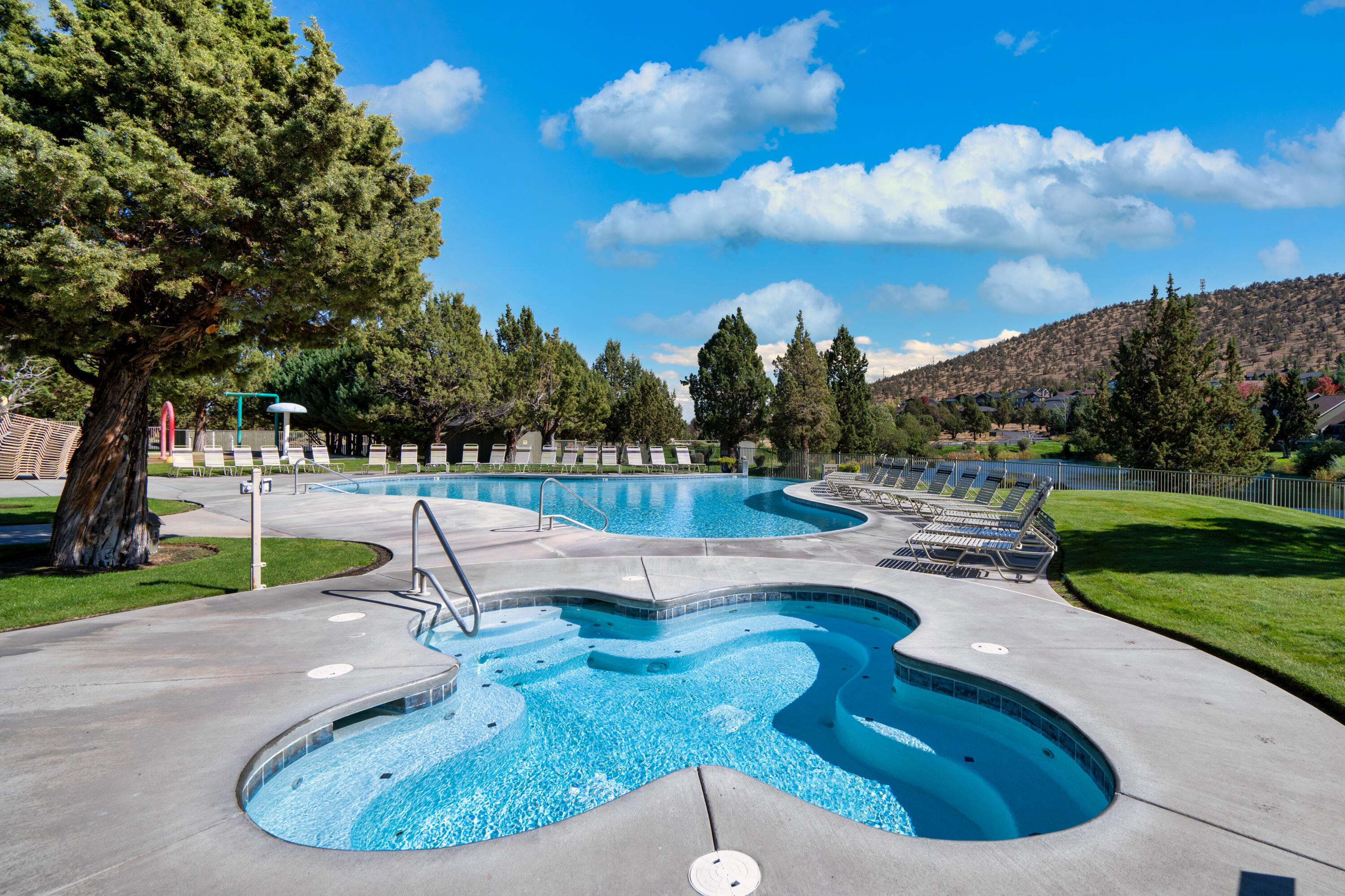 Eagle Crest - Residential