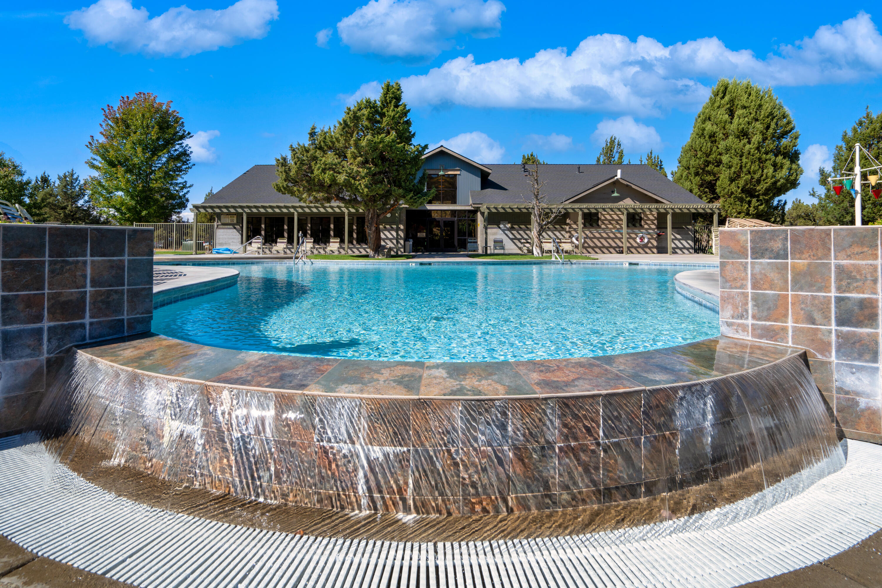 Eagle Crest - Residential