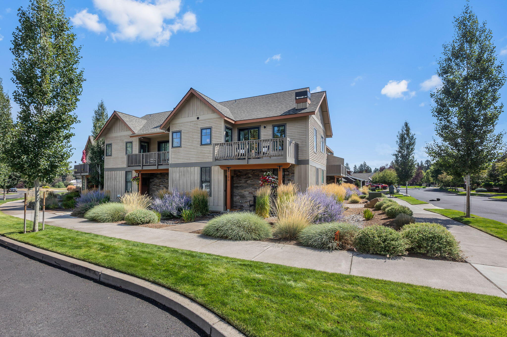 Peaks@Pine Meadow - Residential