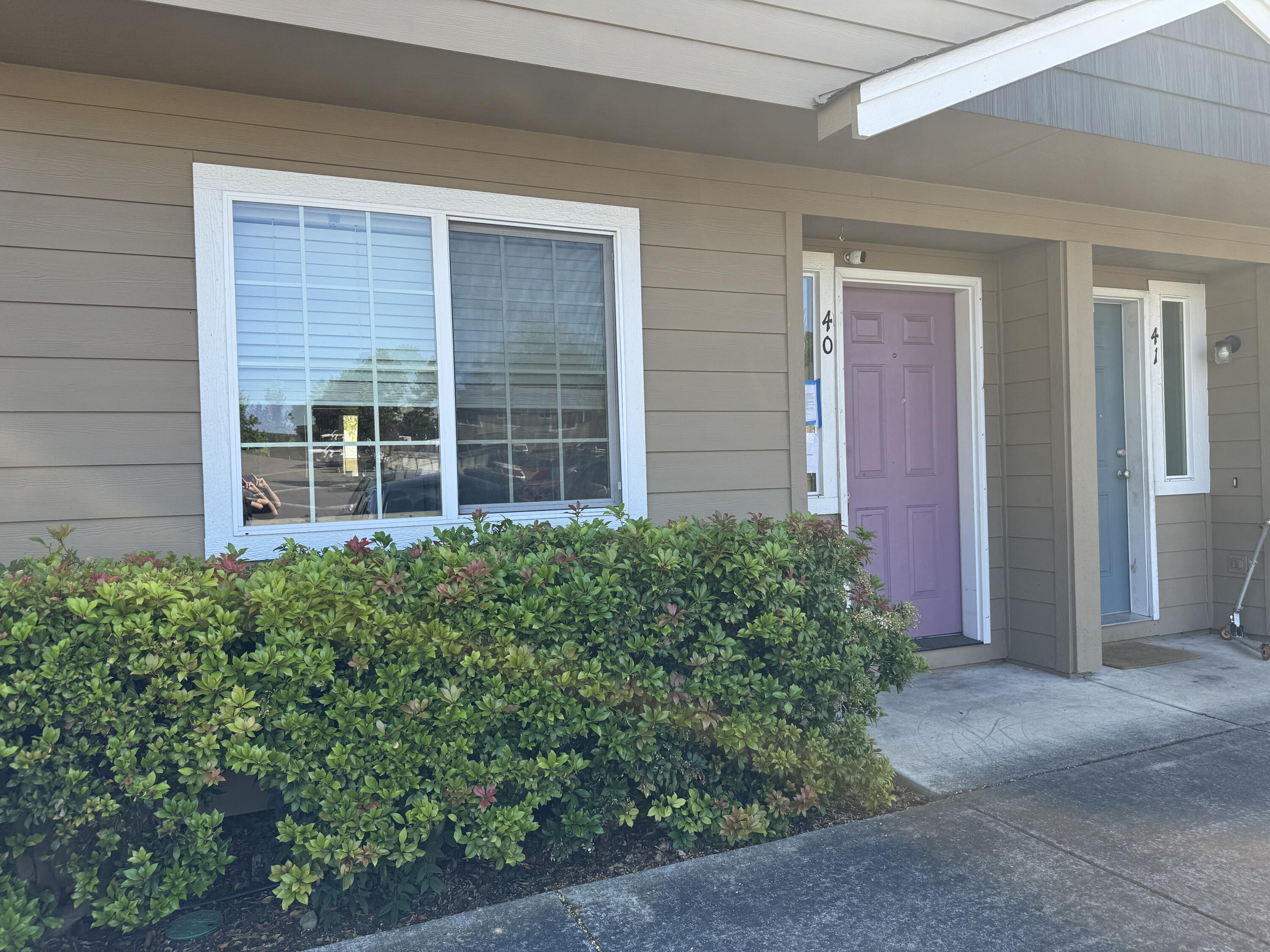 Welcome to this charming townhouse, perfect for those looking to put their personal touch on their new home! Featuring a spacious fenced yard and inviting patio, it's ideal for outdoor relaxation and entertaining. Inside, you'll find all bedrooms and a convenient laundry room situated upstairs, providing privacy and ease of living.  HOA covers water, sewer, refuse, and landscaping.