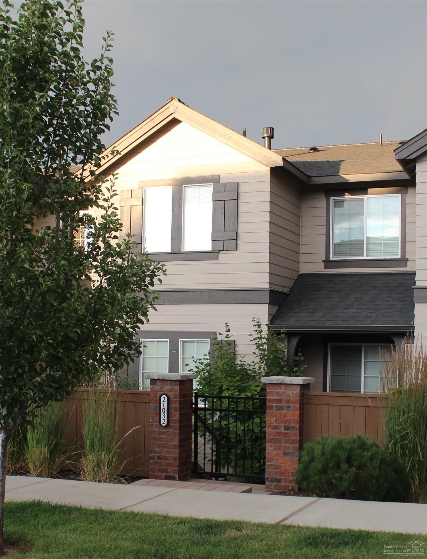 Beautiful townhome conveniently located in Bend and close to the Parkway for easy access. Built by Pahlisch Homes, known for stainless steel appliances, laminate flooring and quartz counters throughout. Features 3 bedrooms all upstairs, 2.5 baths, laundry room upstairs and a loft upstairs to make it feel much larger than 1450 square feet. Impeccable condition with low maintenance landscape. Tastefully finished with neutral colors. Would make a great second home, first home or investment.