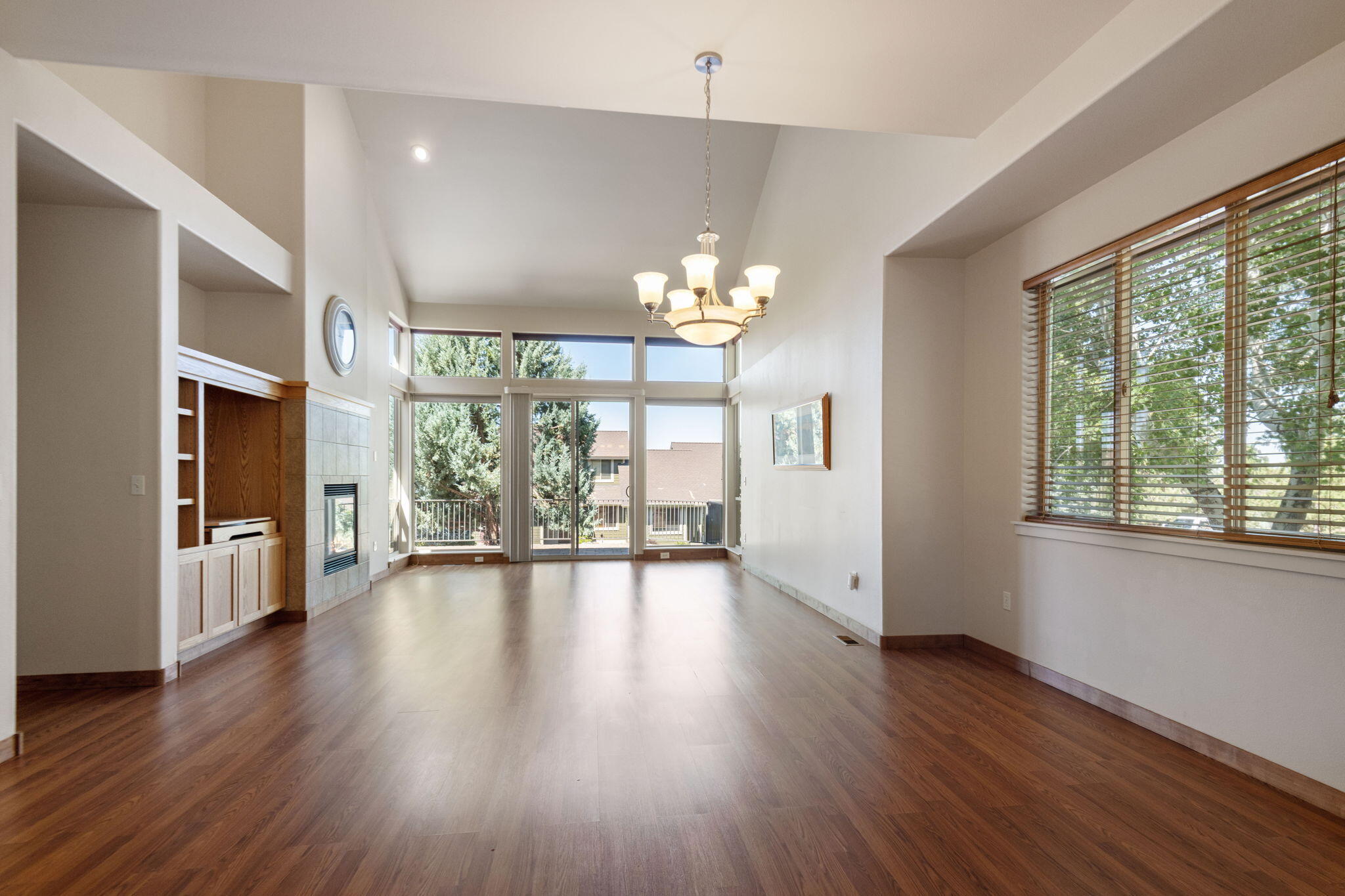 Eagle Crest - Residential