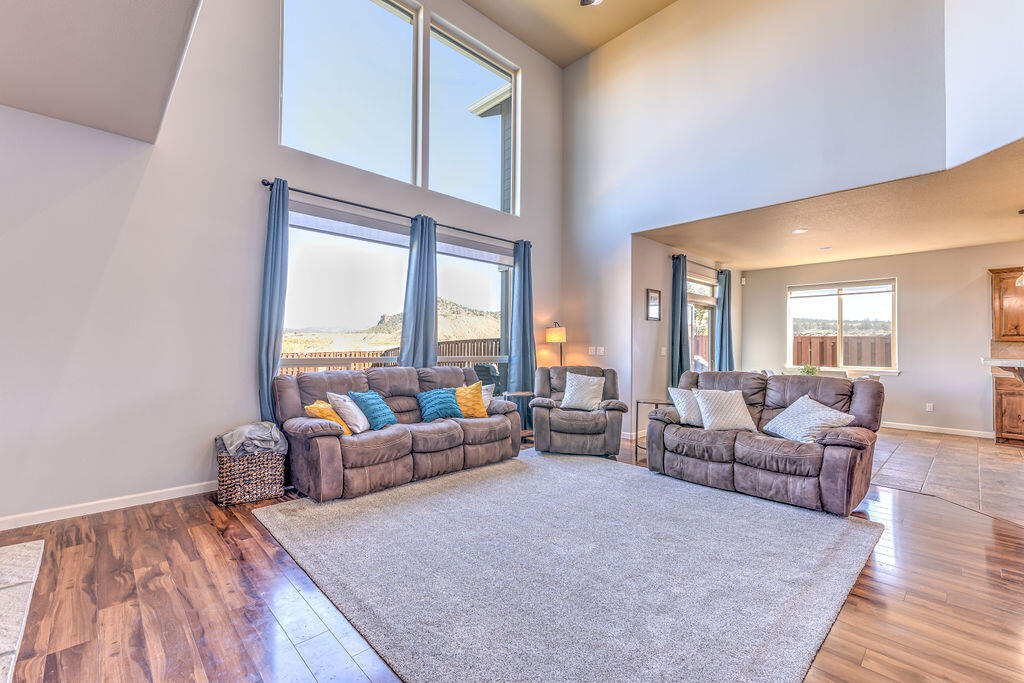 Ochoco Pointe - Residential