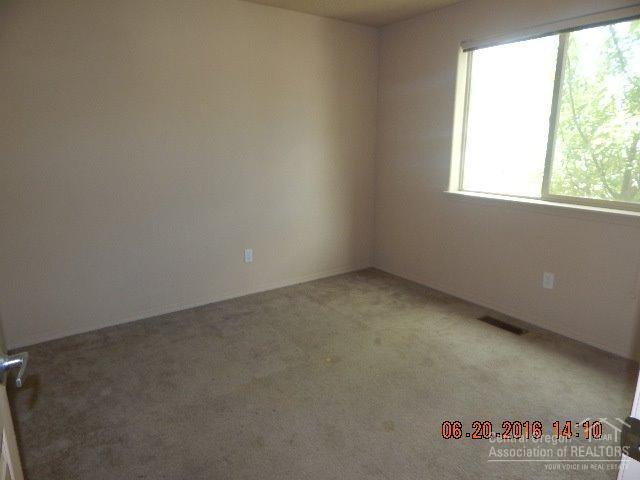 Huntington Meadows - Residential