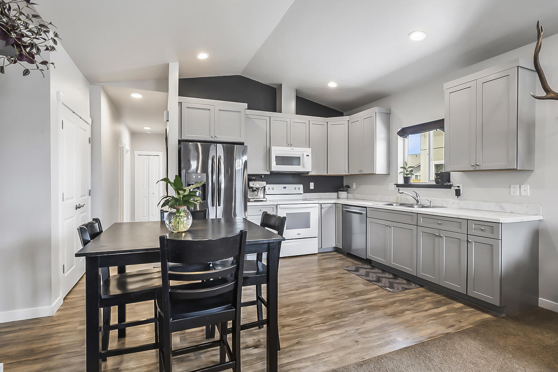 Huntington Meadows - Residential
