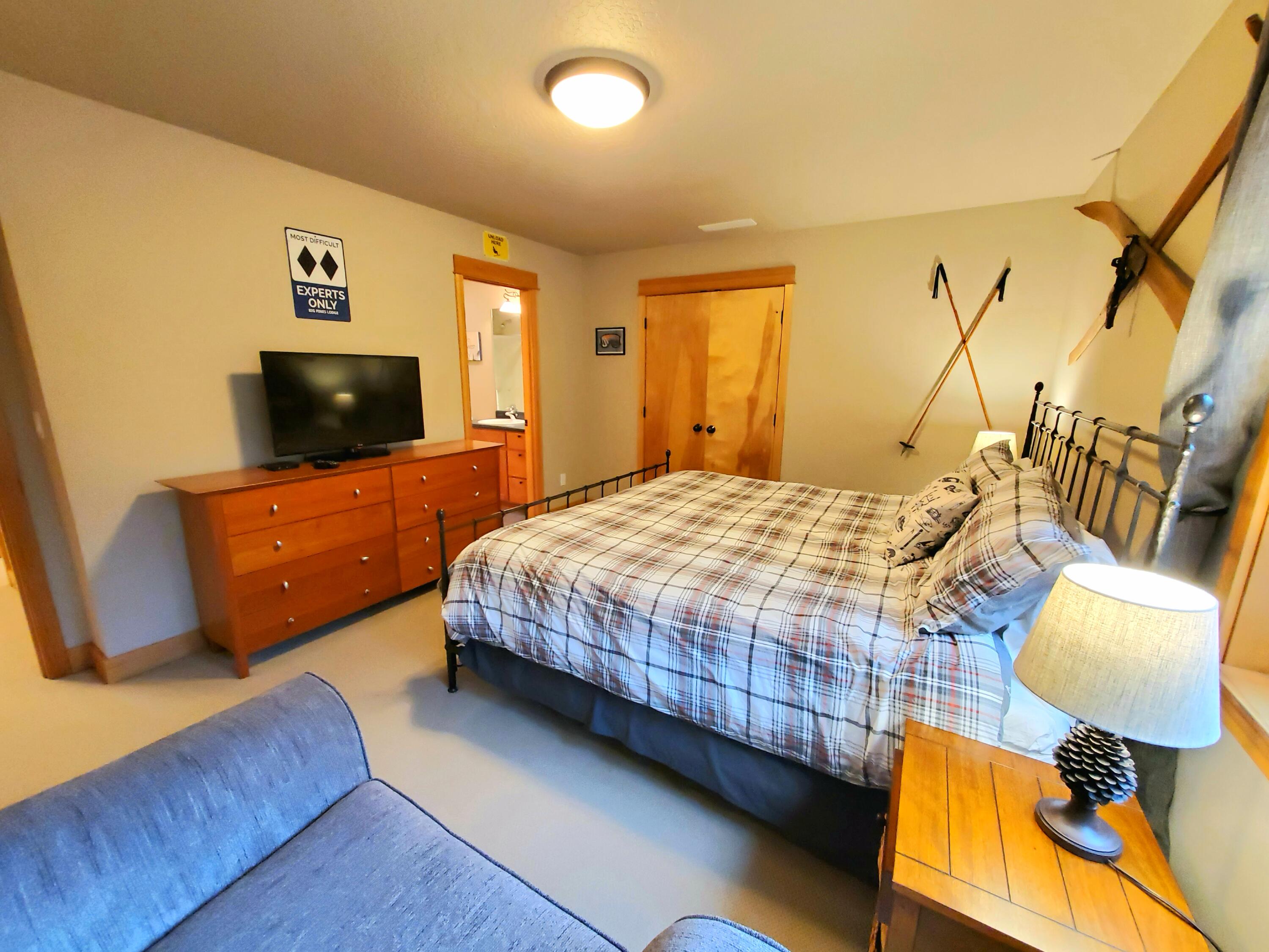 Fairway Point Villag - Residential