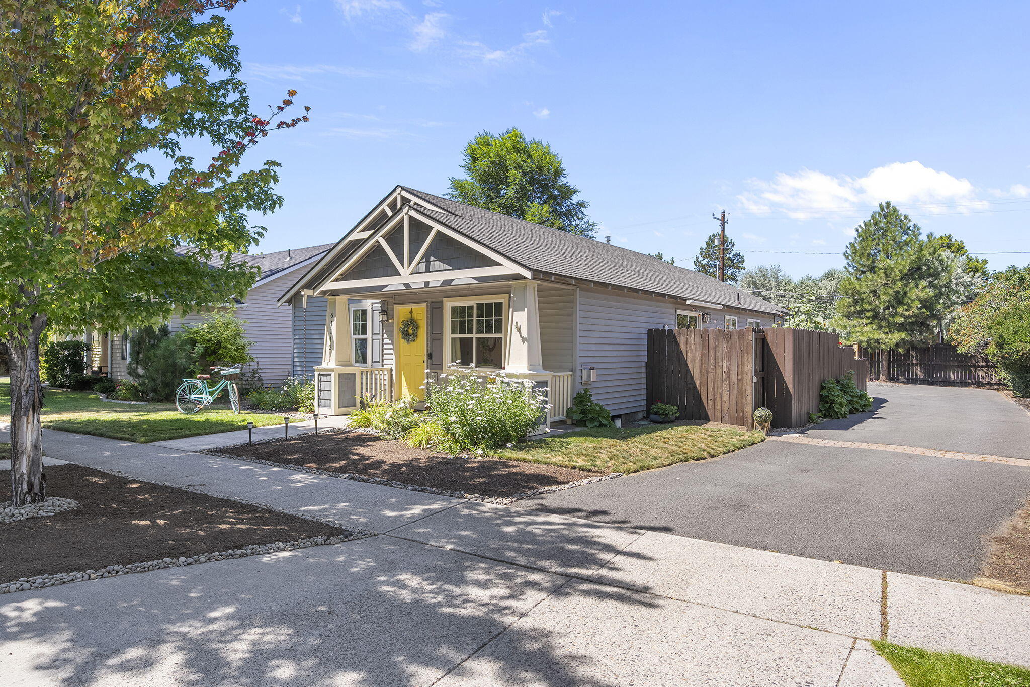 Larkspur - Residential