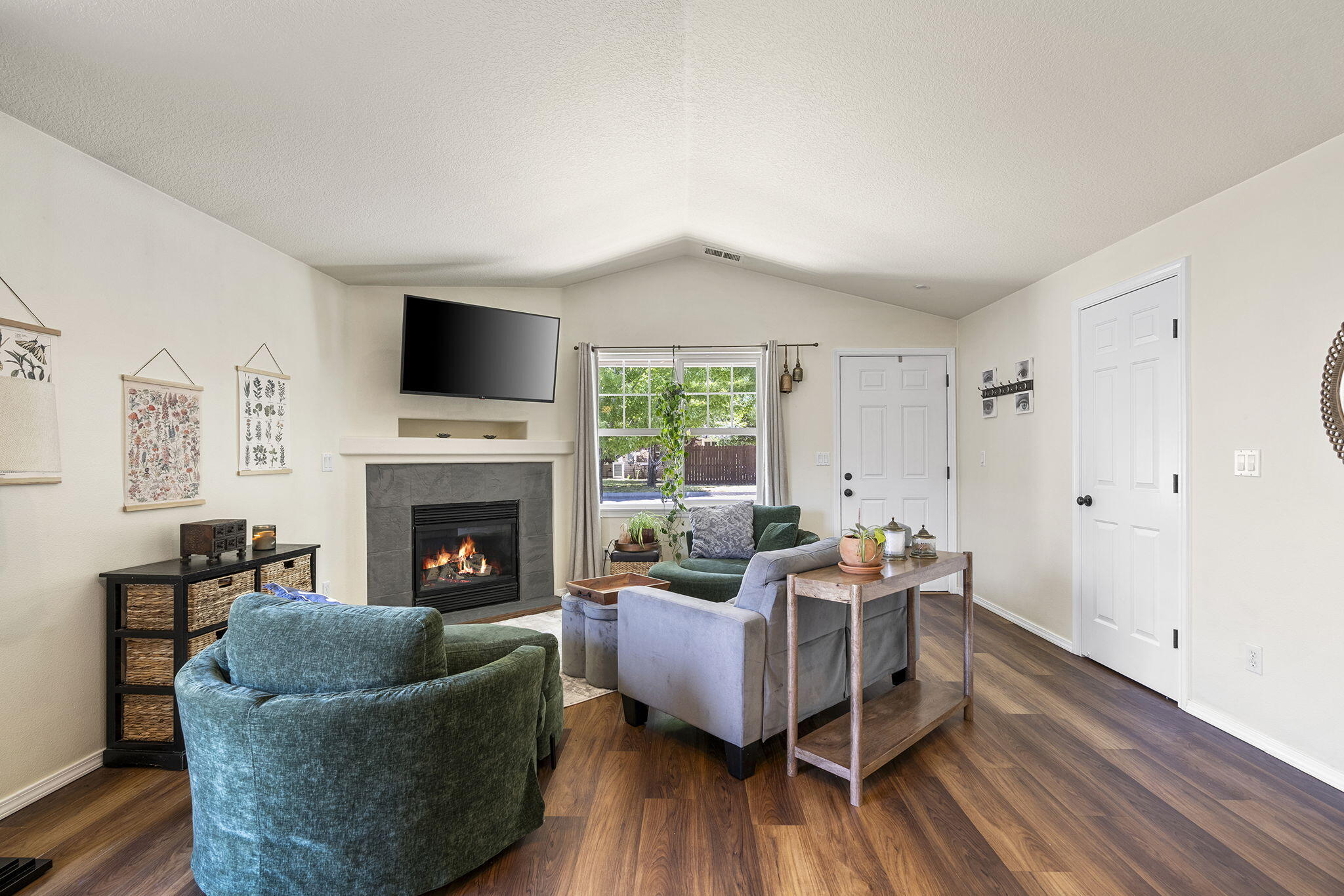Larkspur - Residential