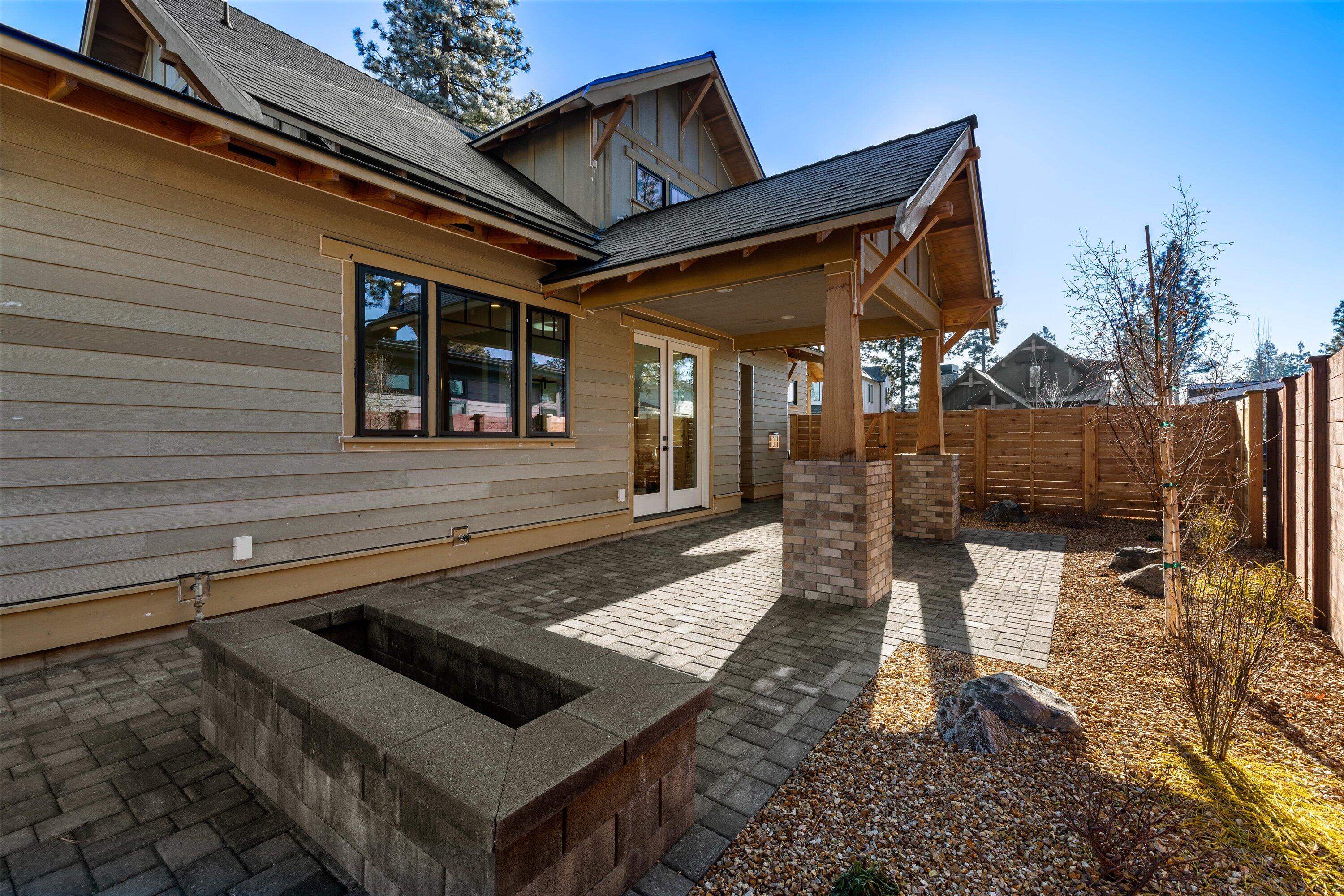 Discovery West Phase 3 - Residential