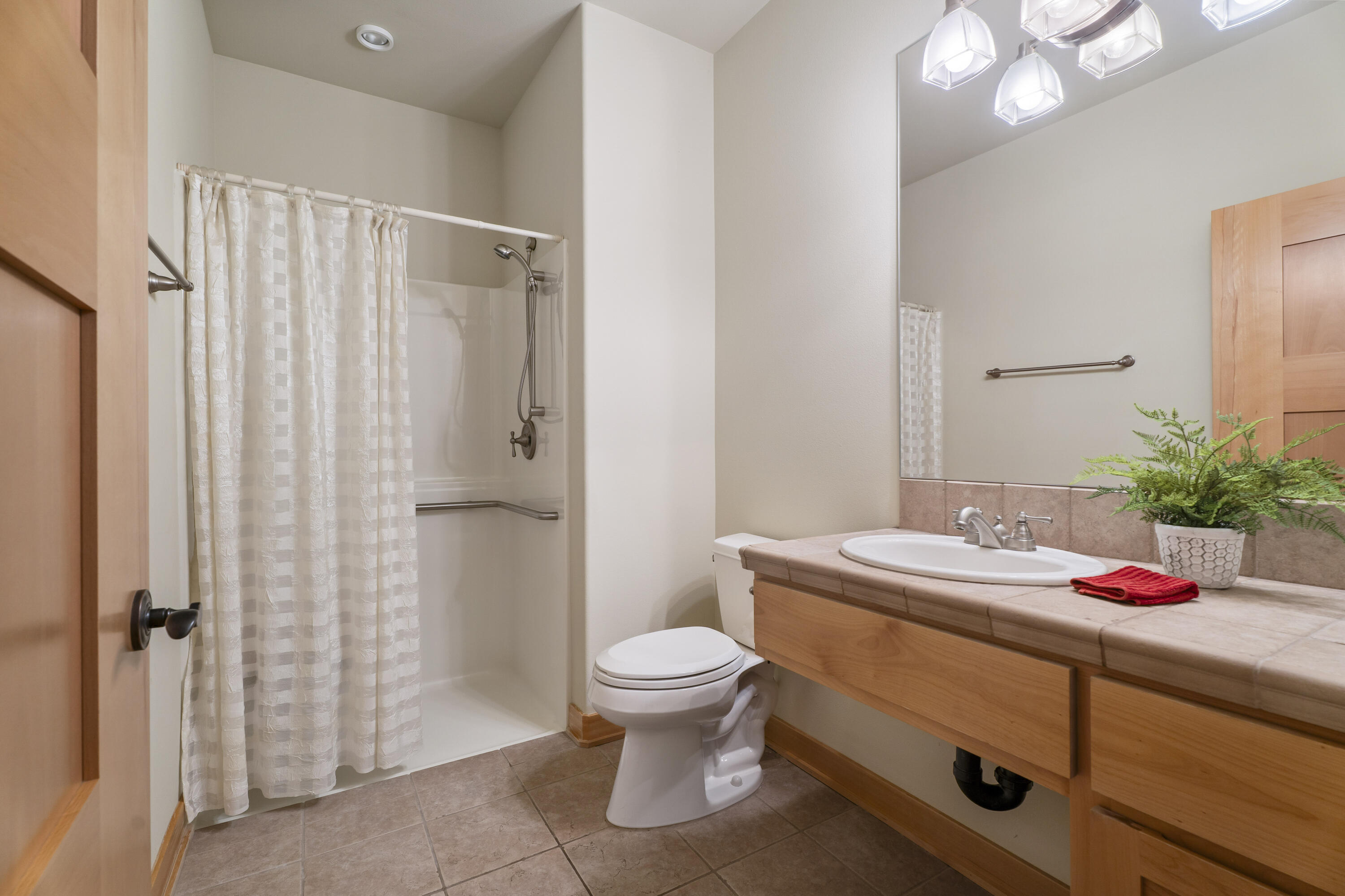 Fairway Point Villag - Residential
