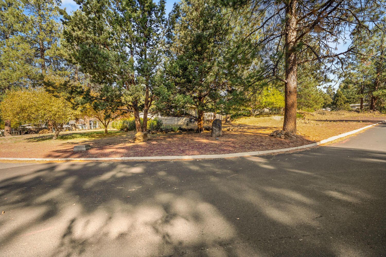 Romaine Village - Residential