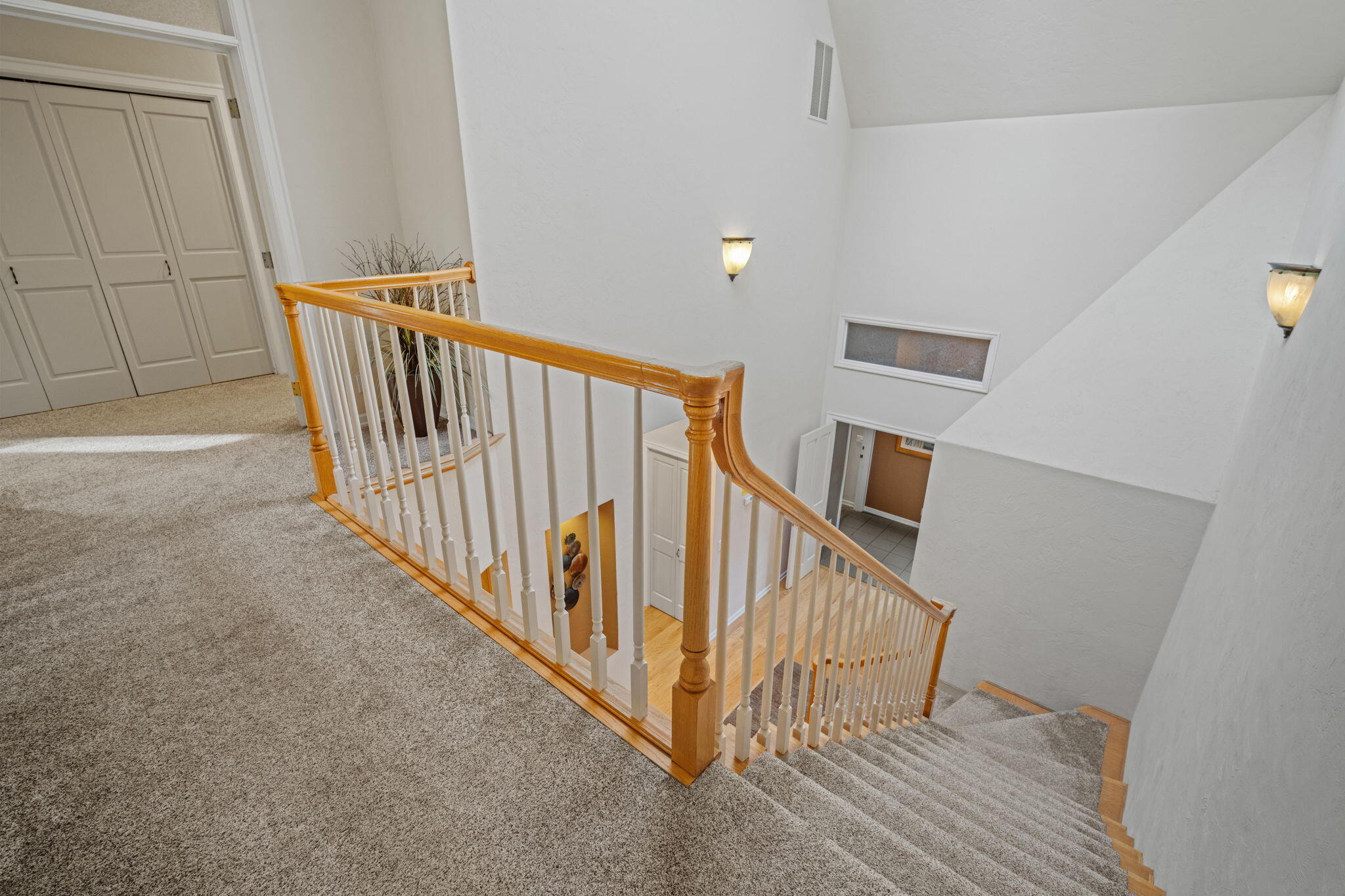 StoneTH - Residential