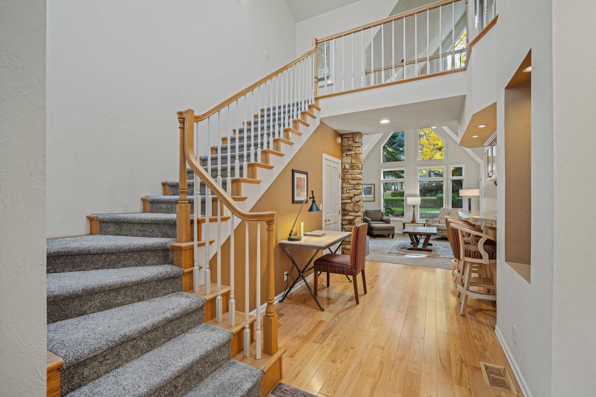StoneTH - Residential