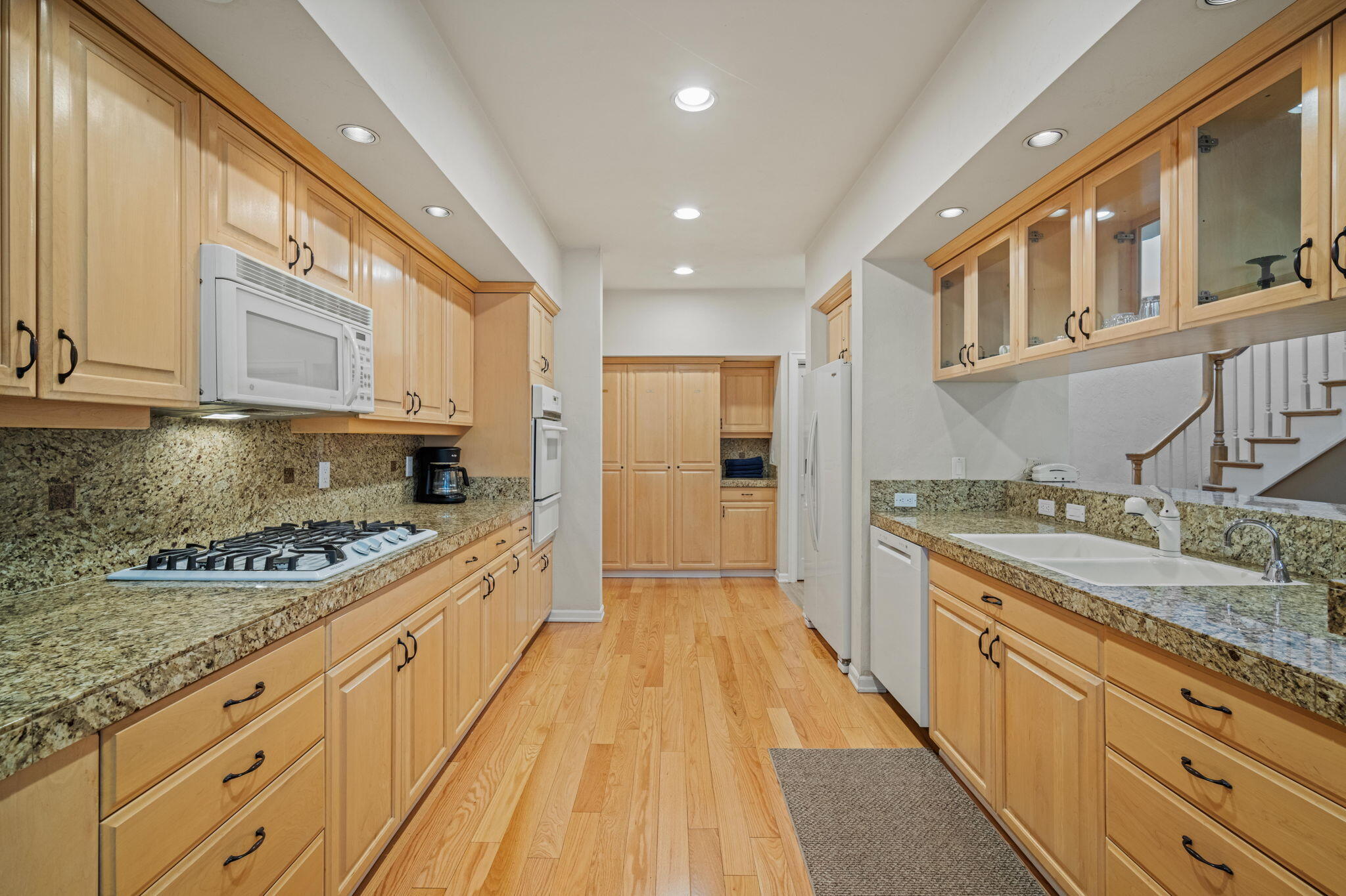 StoneTH - Residential