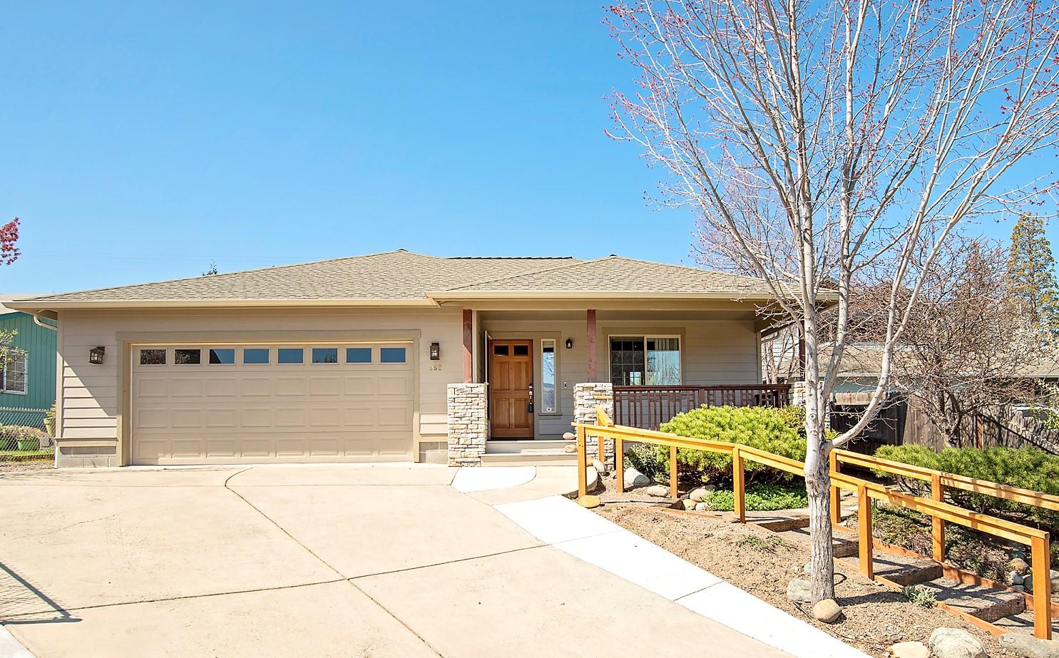 This well maintained 4 bedroom, 2 ½  bathroom home is tucked away on a nice quiet street, is close to green space, shopping and Bellview elementary school. If you need a dedicated home office or a home-based business with separate access, this home will fit the bill!  All appliances are included (including the washer and dryer)!  You'll be glad you are helping the environment and you will love your low electric bill from the recently installed solar panels and LED light fixtures. All of the rooms are spacious with nice flooring, plenty of closet space and natural light. The yard is low maintenance and you will love spending time on the large front porch enjoying the neighborhood and the views. There are too many extras to mention! Schedule your showing today!