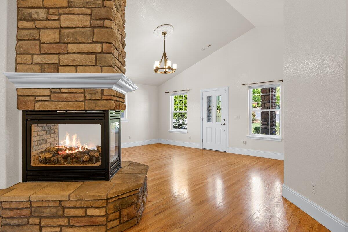 Eagle Point Meadows - Residential