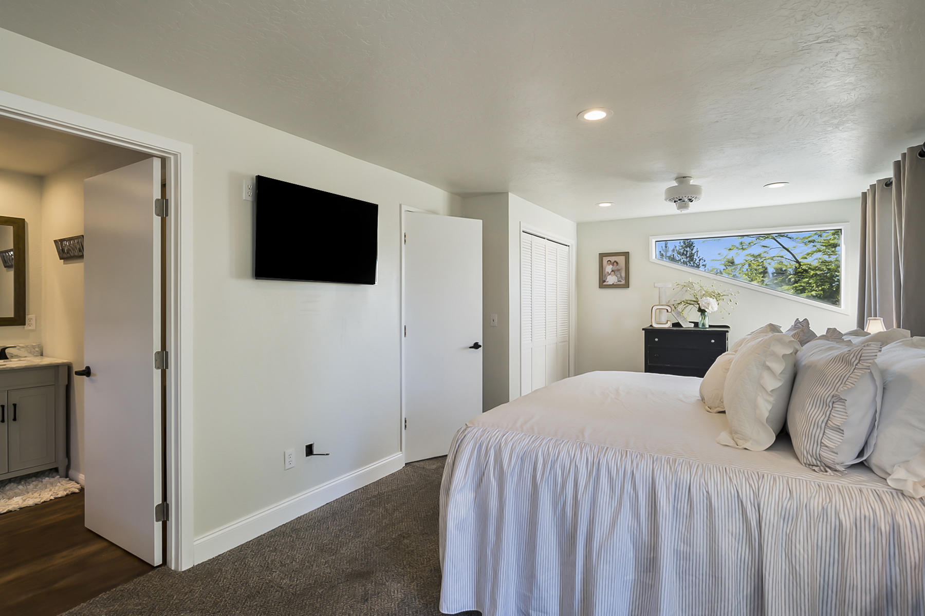 Woodside Ranch - Residential