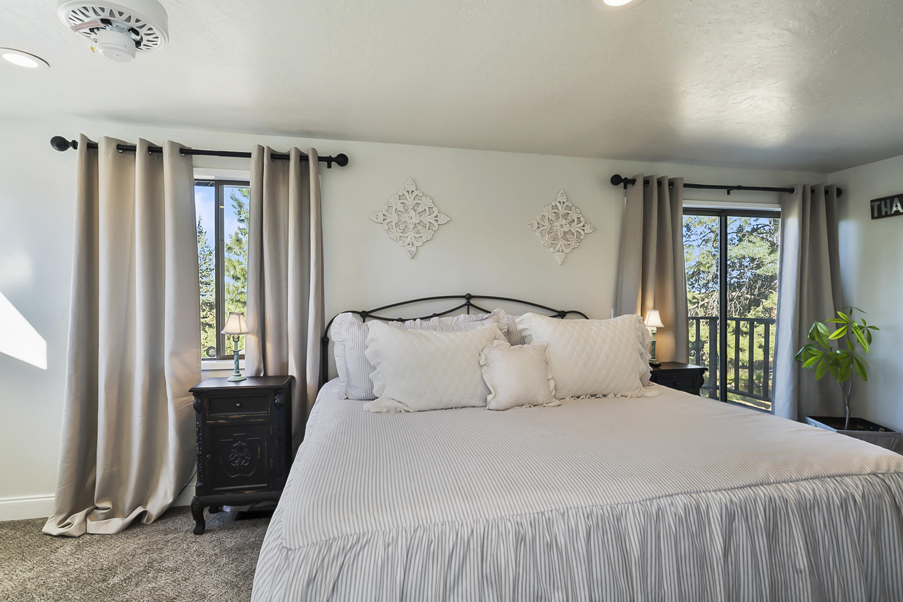 Woodside Ranch - Residential