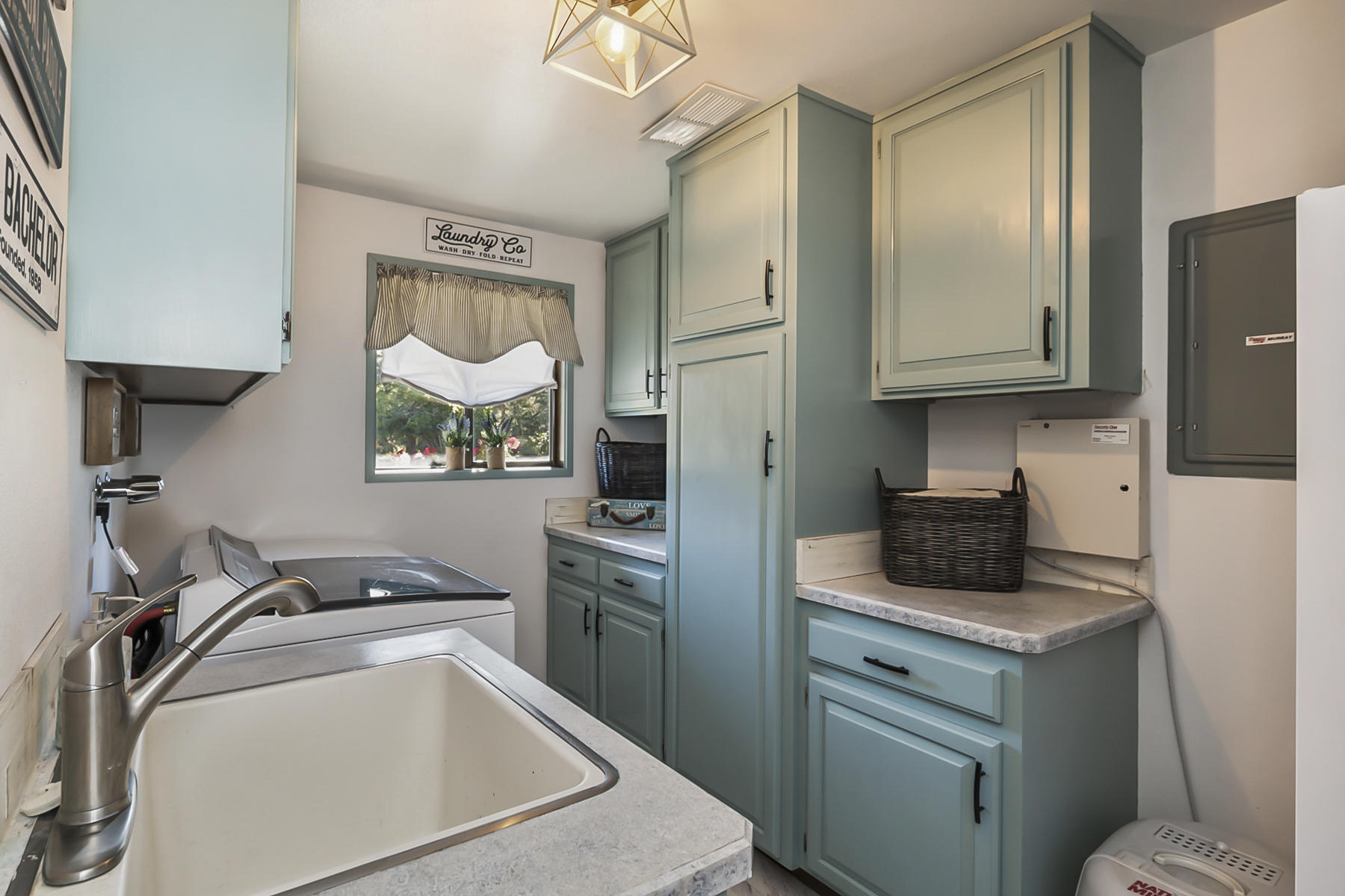 Woodside Ranch - Residential