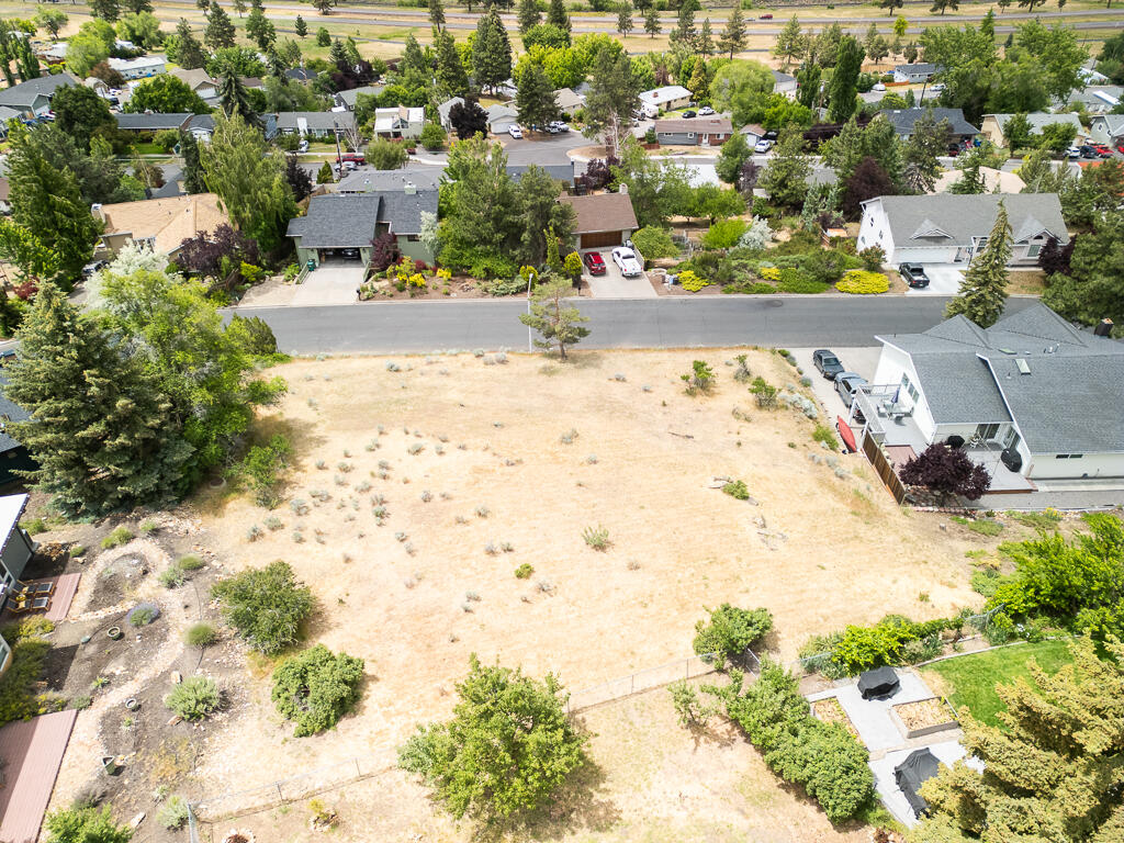 Klamath Falls -Nob Hill - Land