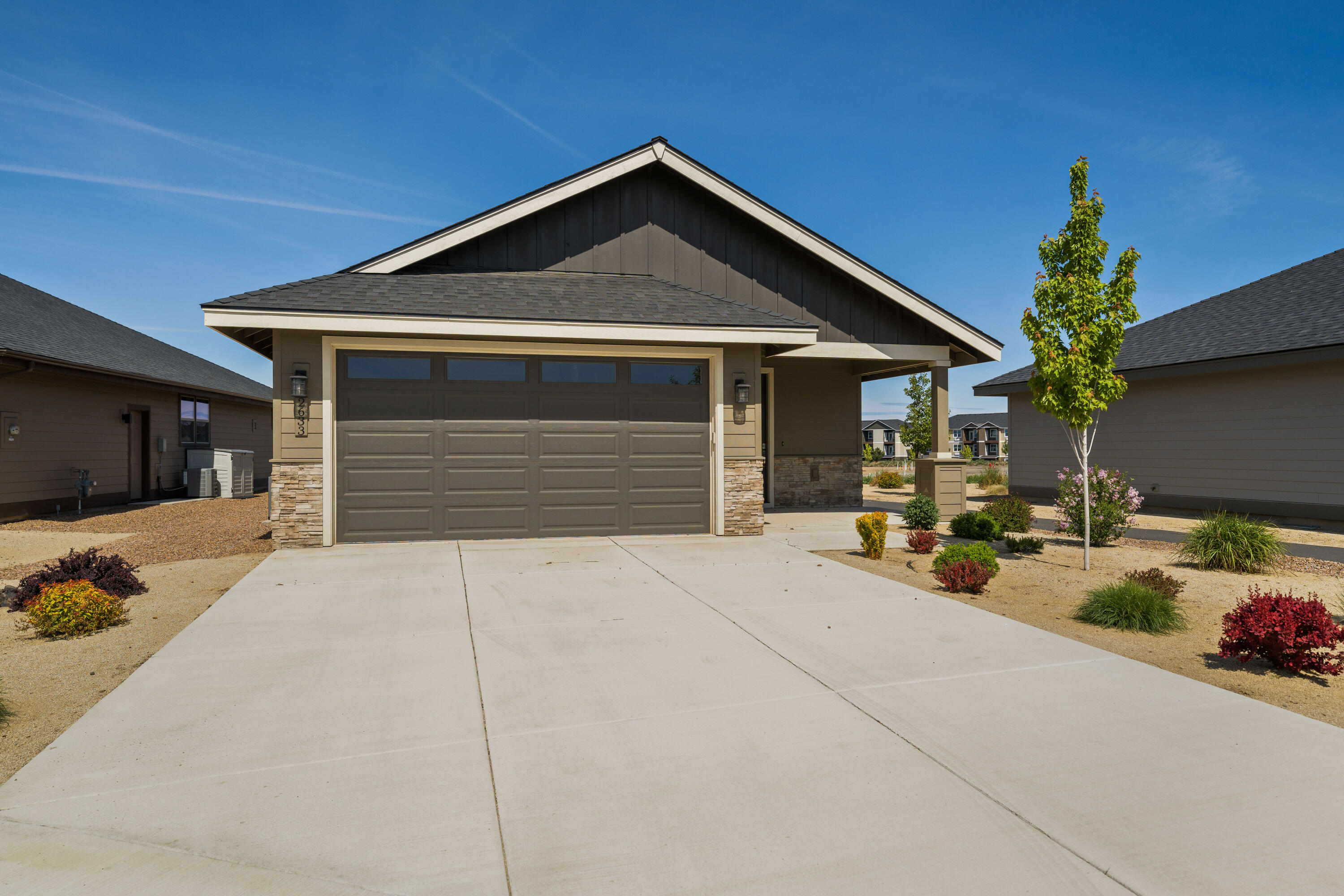 Limited-time incentive! Seller is offering up to $5,000 in credits toward buyer closing costs and prepaids with an acceptable offer received before December 31st!

Inviting and thoughtfully designed home featuring a spacious bedroom plus a versatile den or guest room. Bright open-concept living area with a gourmet kitchen offering a large peninsula, quartz countertops, and stainless appliances. Enjoy outdoor living on the covered patio. Located in a 55+ gated community with a new clubhouse under construction featuring an indoor pool, pickleball, gym, bocce, and second floor observation deck. Close to trails, golf, dining, and shopping. Move in ready!