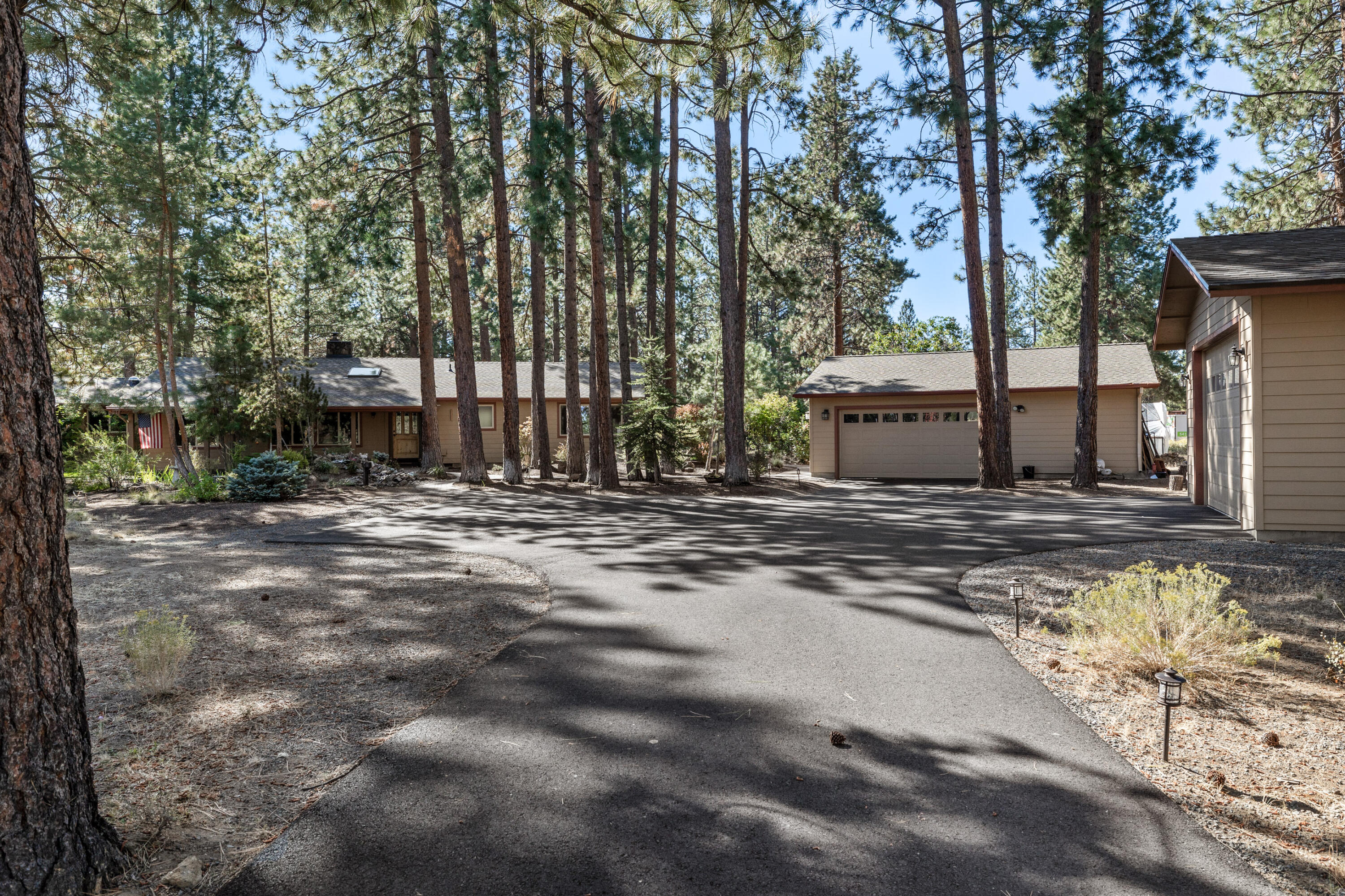 Woodside Ranch - Residential
