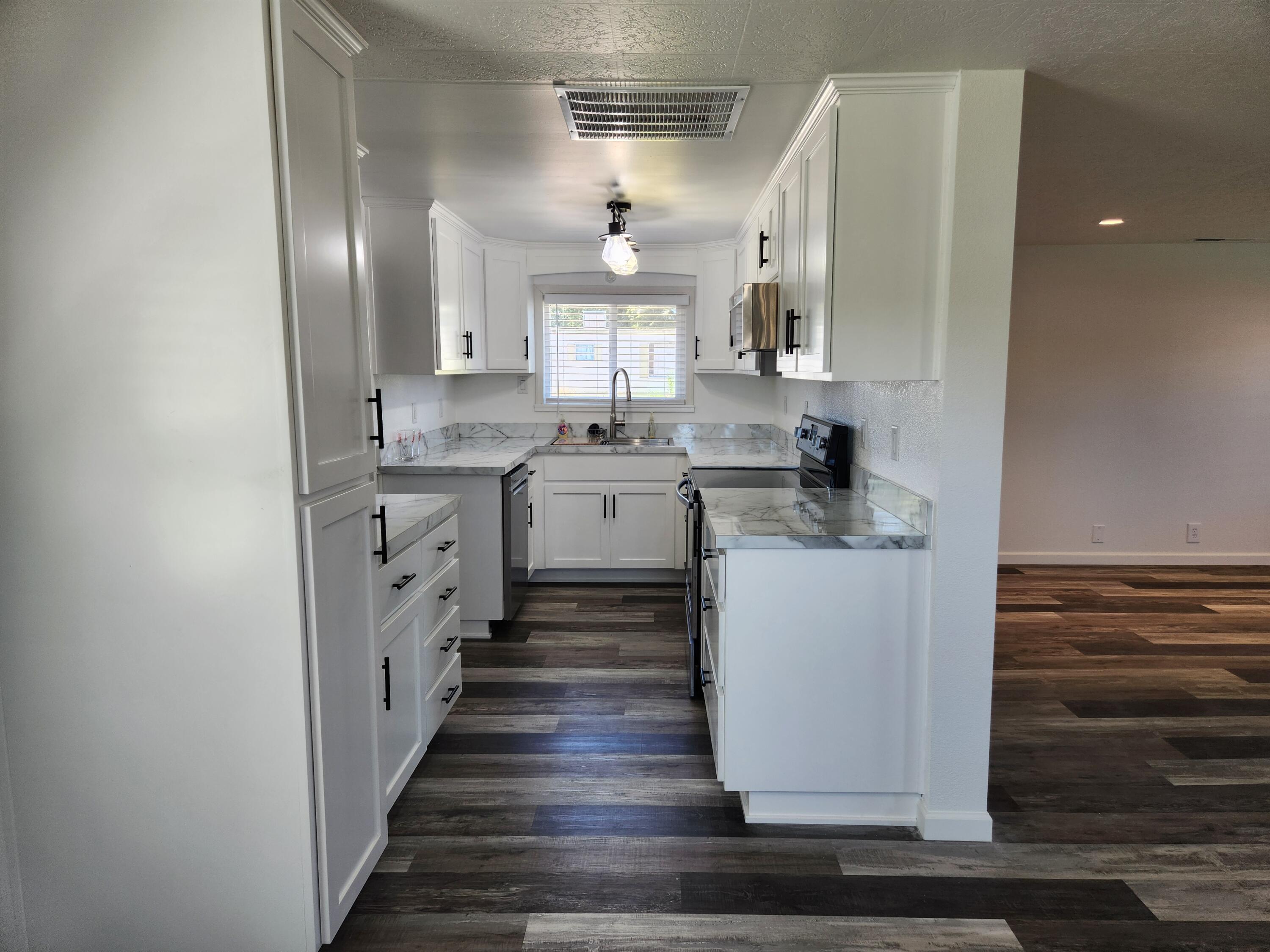 Altamont Acres - Residential