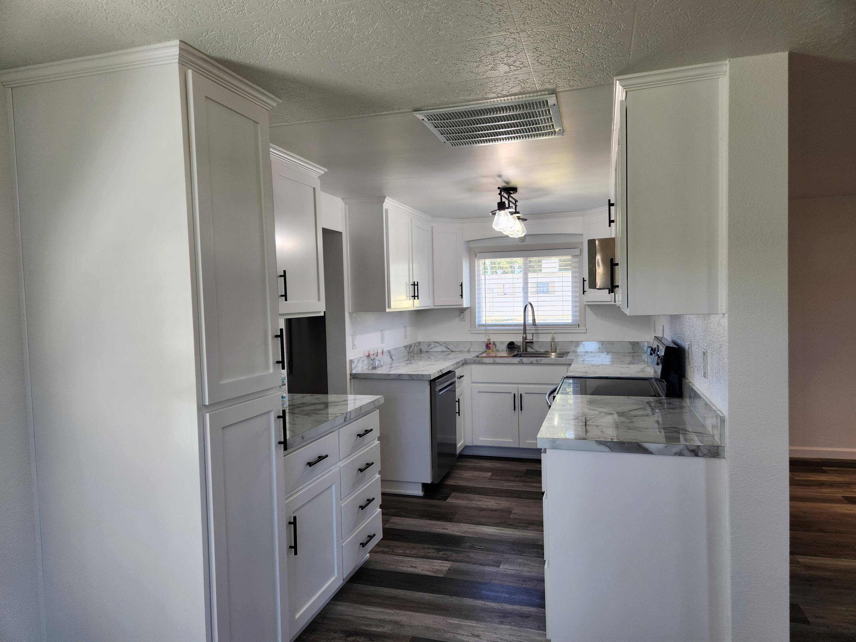 Altamont Acres - Residential