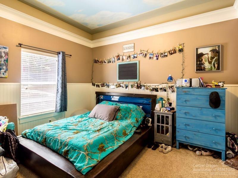 Edgecliff - Residential