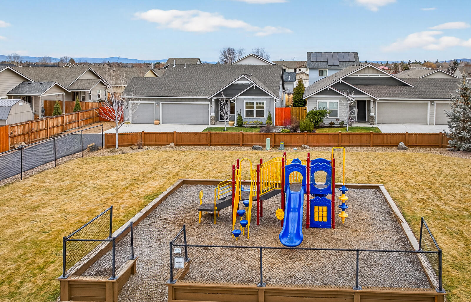 27 Elm - Residential