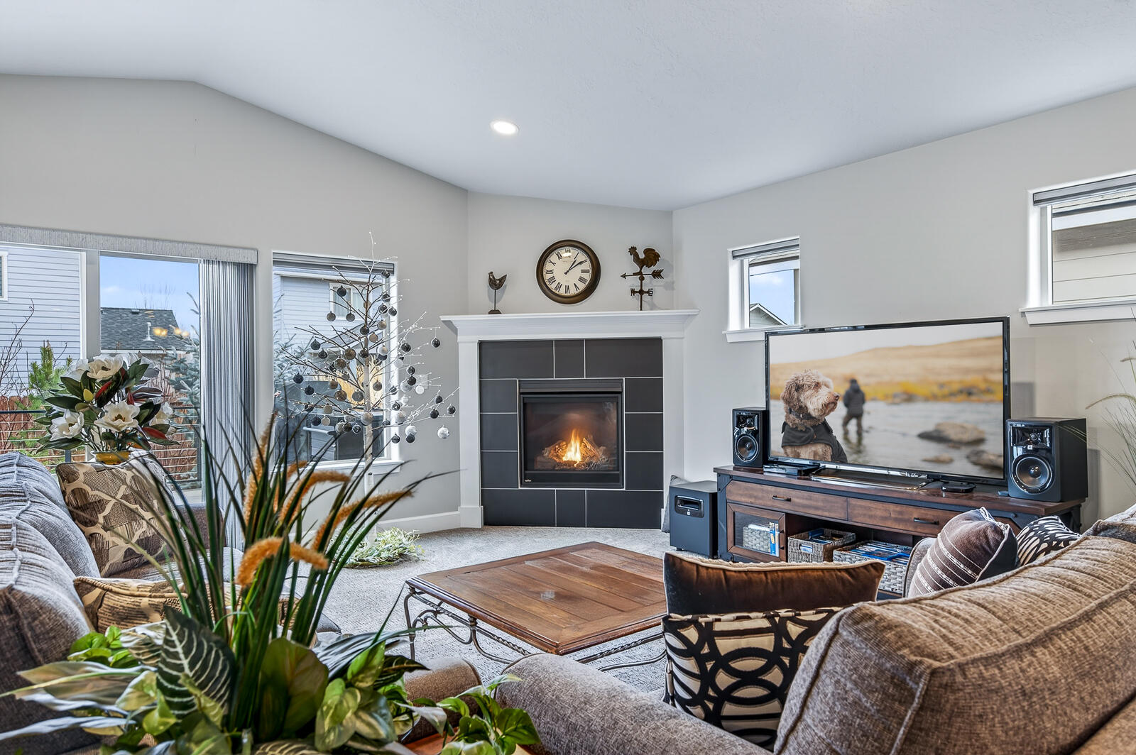 27 Elm - Residential