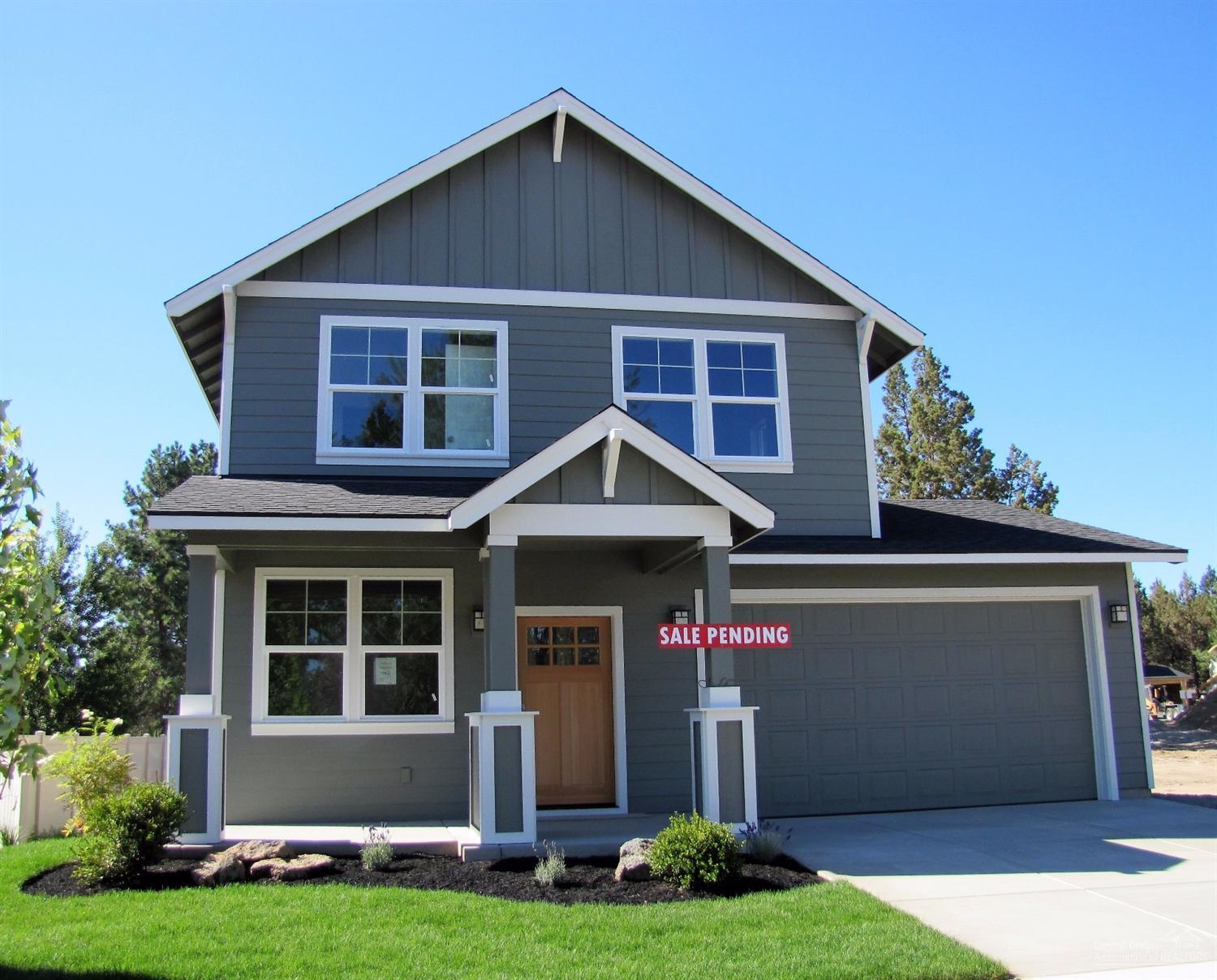This new construction home by award winning builder Woodhill Homes accommodates a large kitchen/dining area, den & spacious great room w/ fireplace on the main level. 3-bedrooms, bonus room & utility at the top of the stairway. Kitchen features tile & slab countertops w/ tile backsplash. Full bathrooms have tile counters & backsplashes, master has two sinks, shower & walk-in closet. Covered front entry & back patio for additional outdoor living space. Under construction, July 2016 completion.