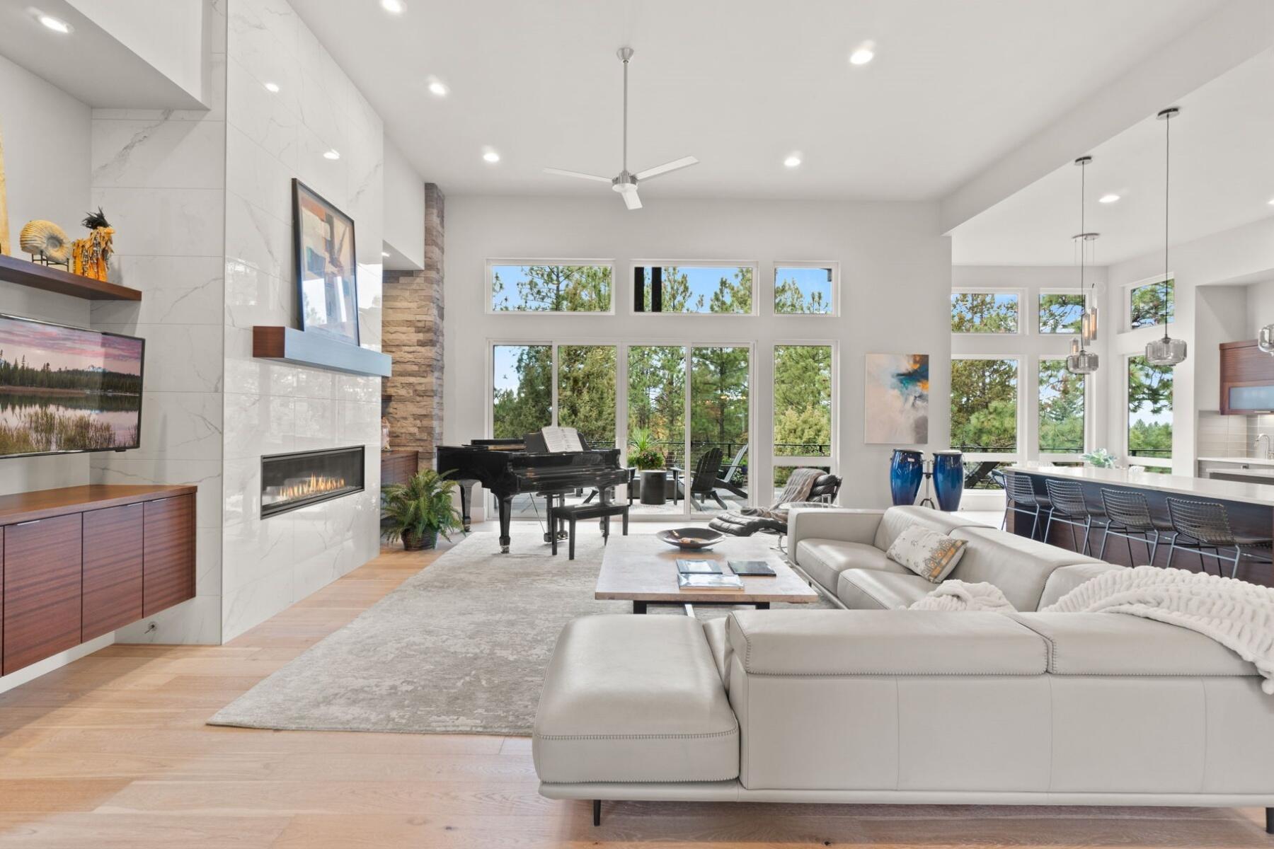 Awbrey Butte - Residential