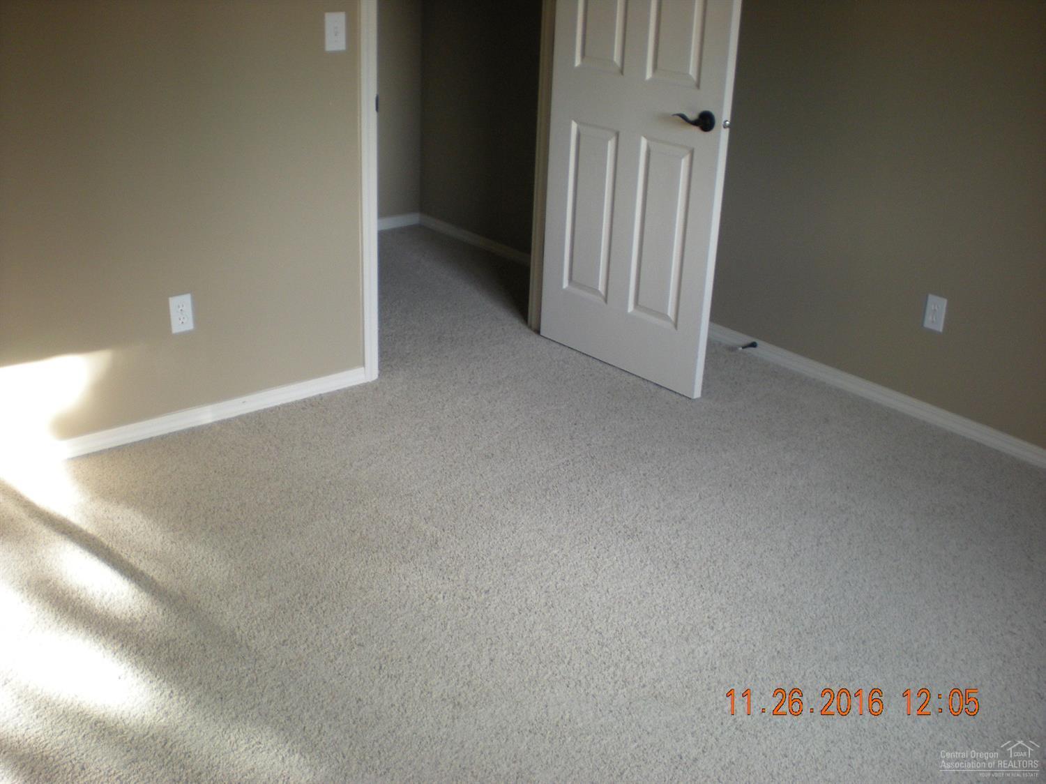 Huntington Meadows - Residential
