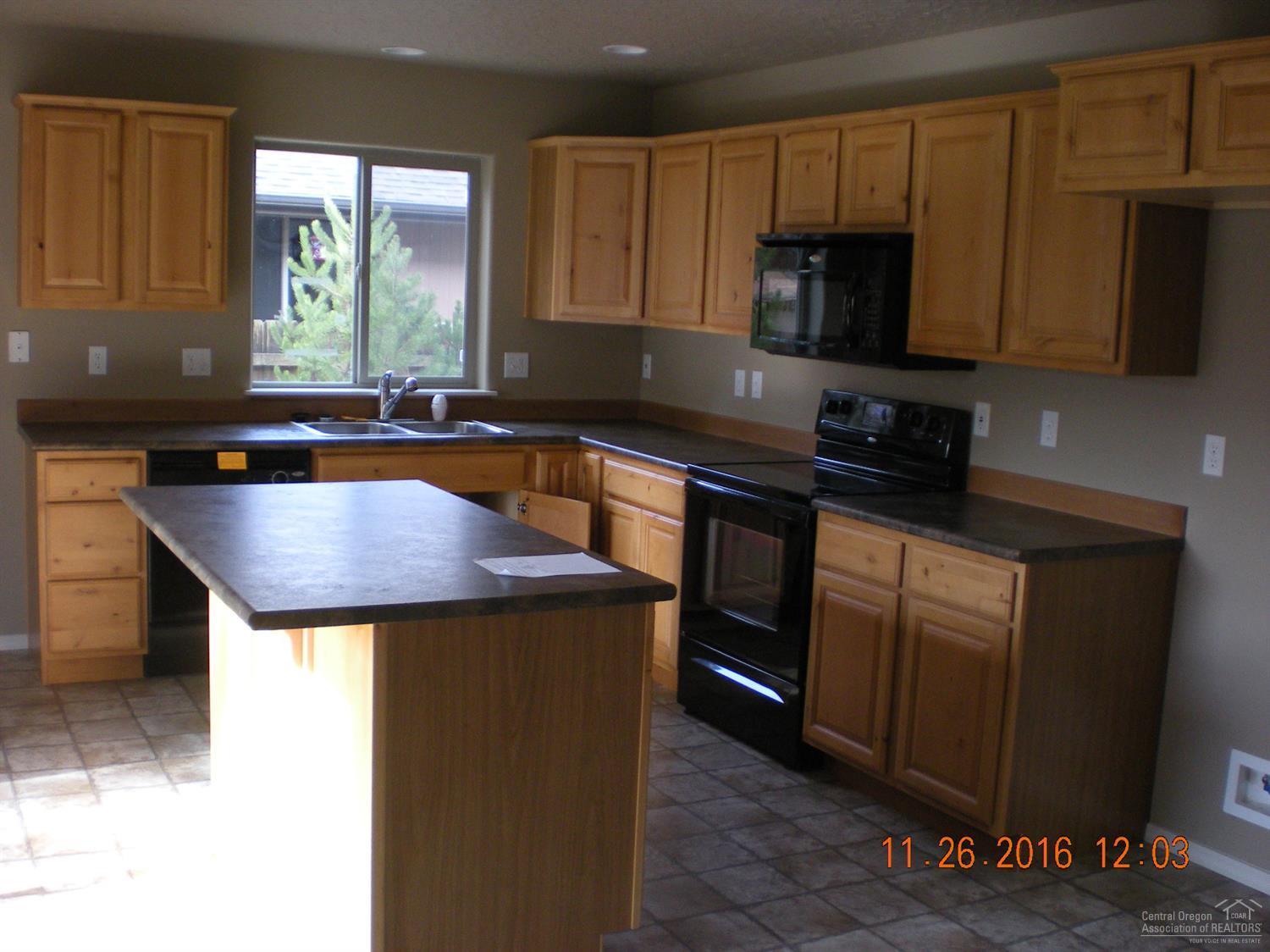 Huntington Meadows - Residential