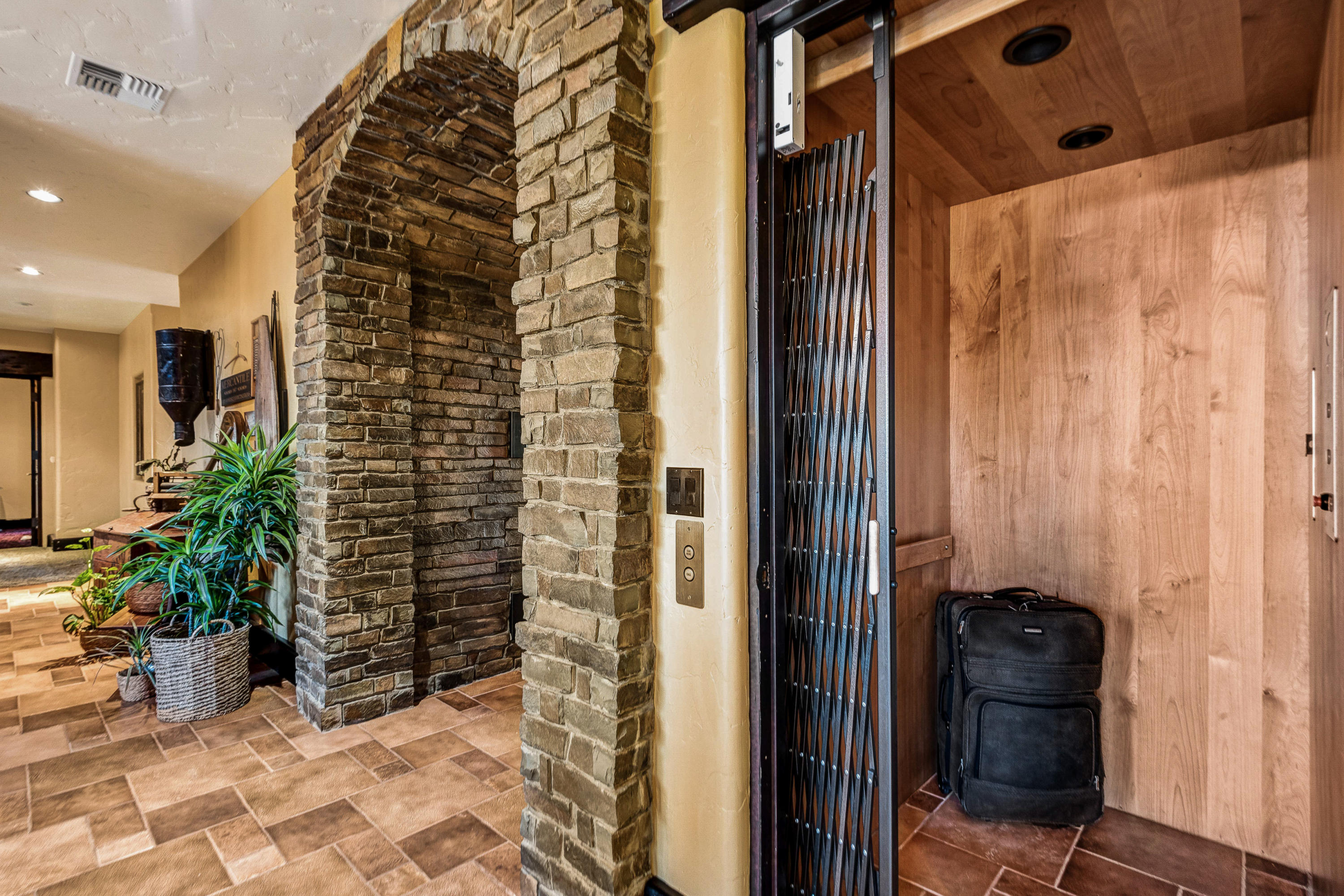 CLAB - Residential