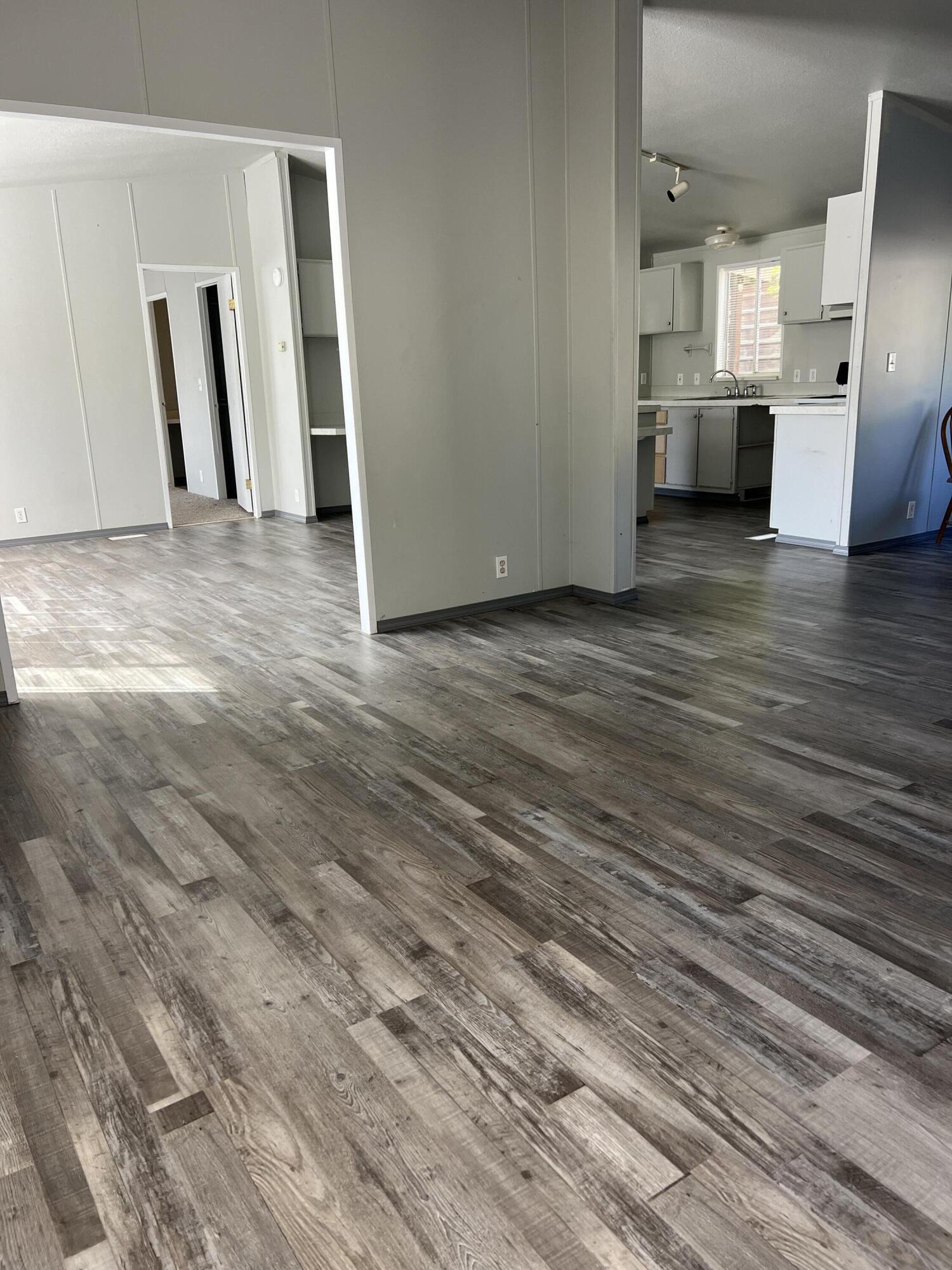 Klamath View - Residential