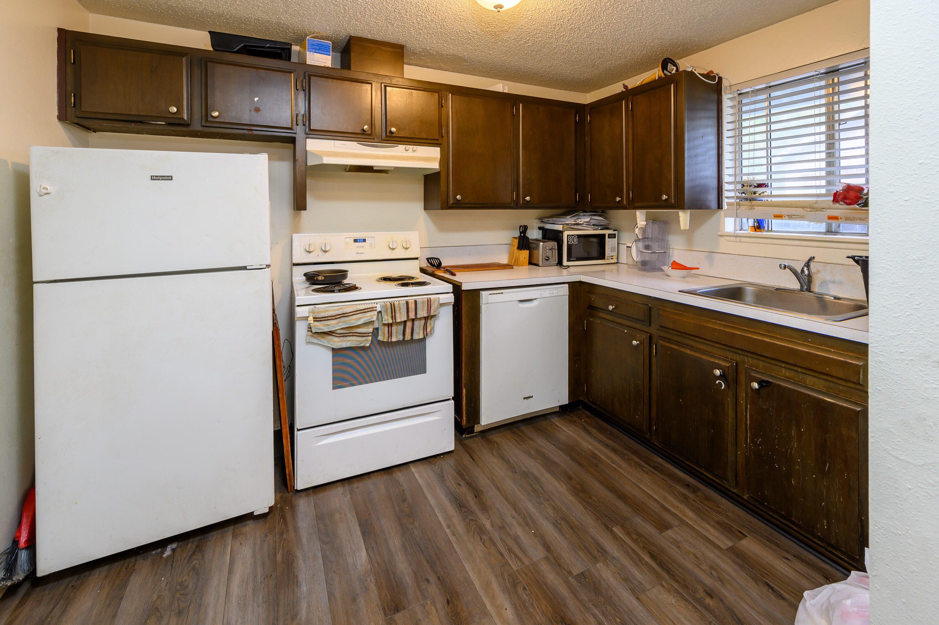 Lone Juniper Estates - Residential Income