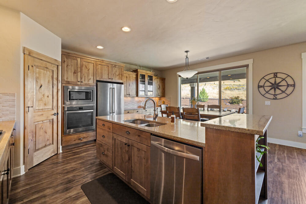 Sky Ridge Estates - Residential