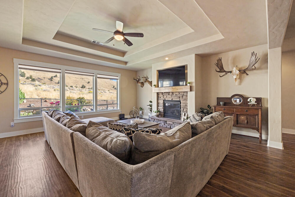 Sky Ridge Estates - Residential