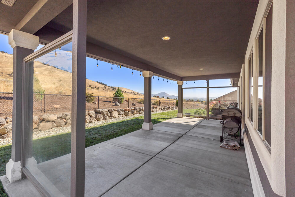 Sky Ridge Estates - Residential